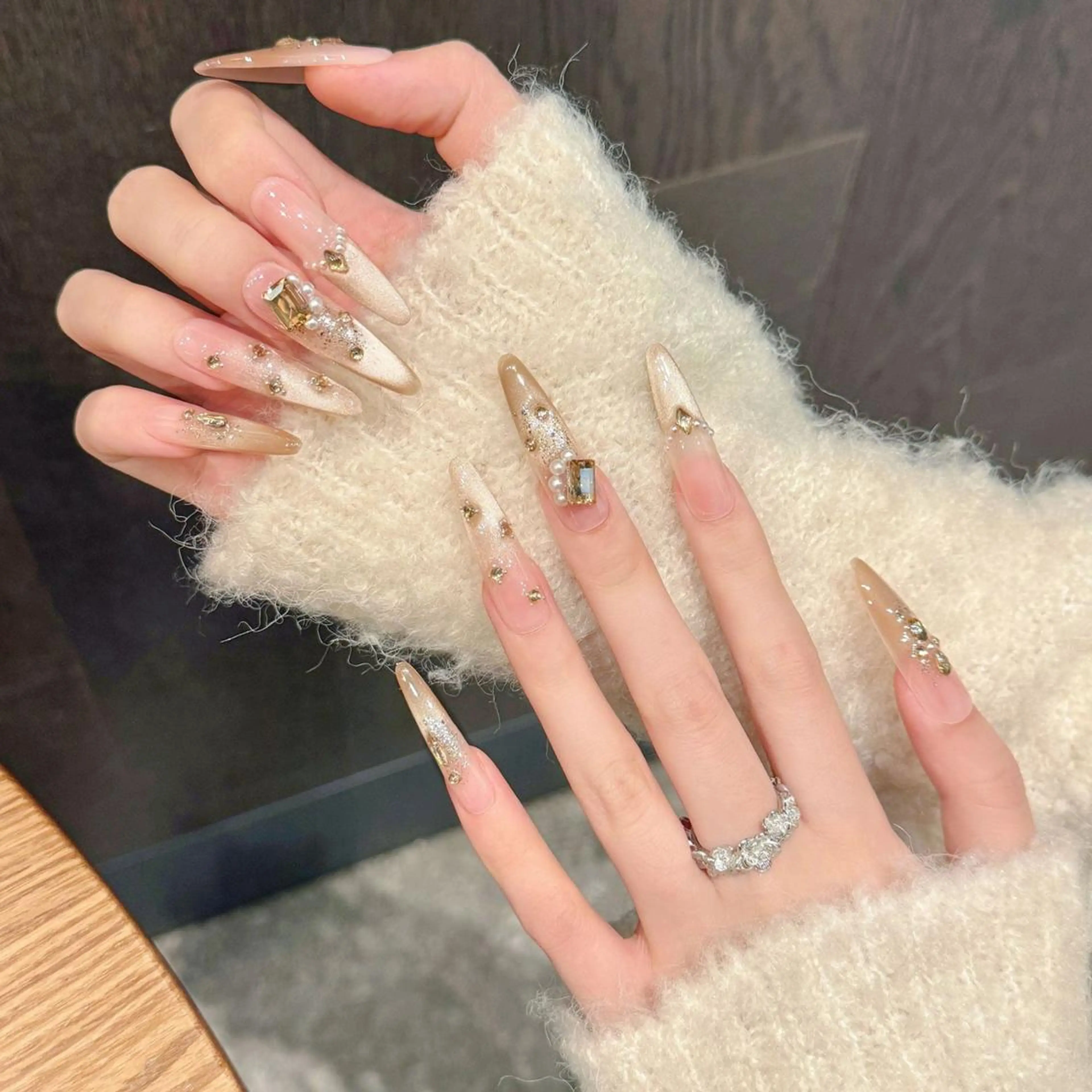 ネイル ジェルネイル スカルプネイル ネイルチップ 純江 HALIのネイルデザイン