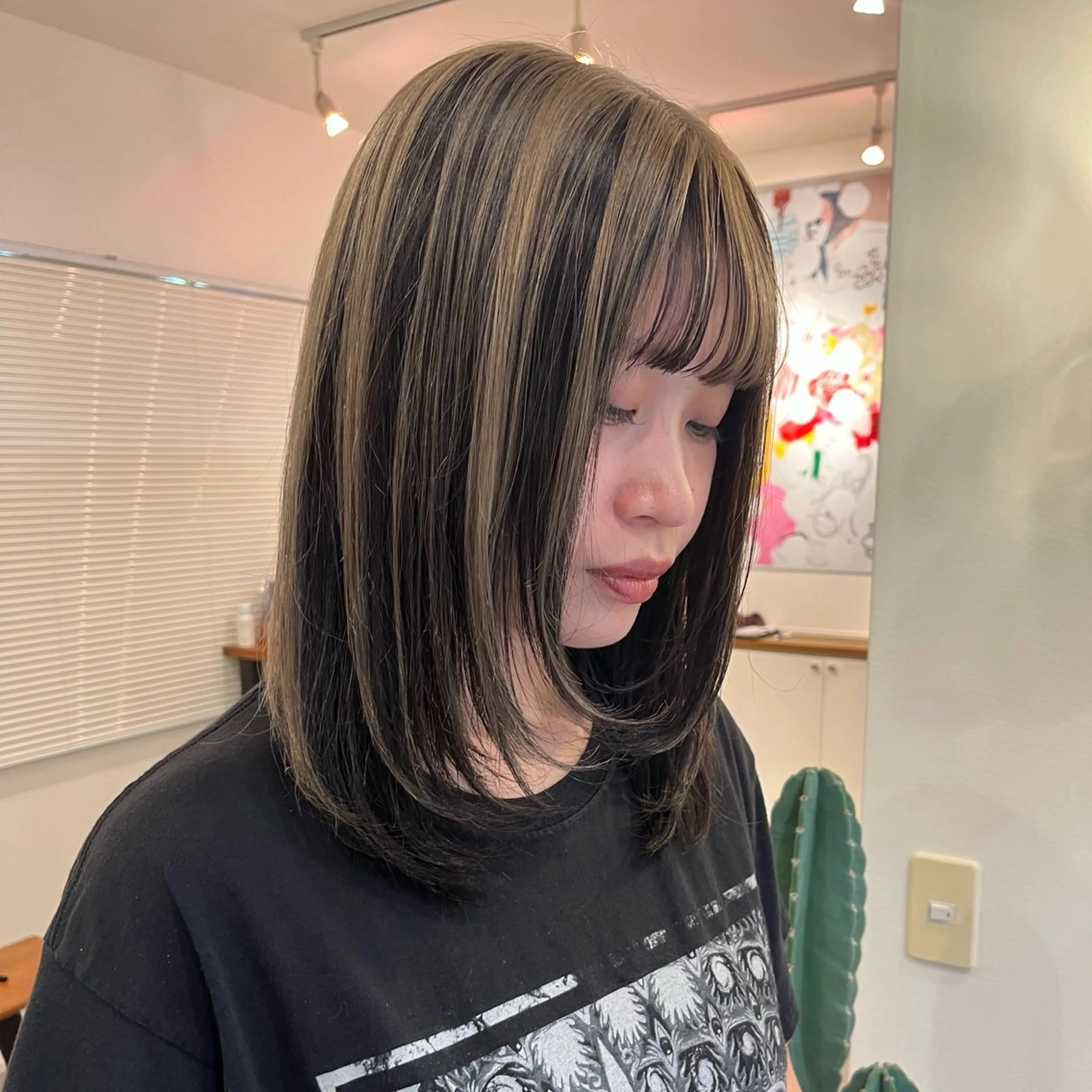 カラー ブリーチ ヘアカラー bon ami所属・むかいやま なおのヘアスタイル