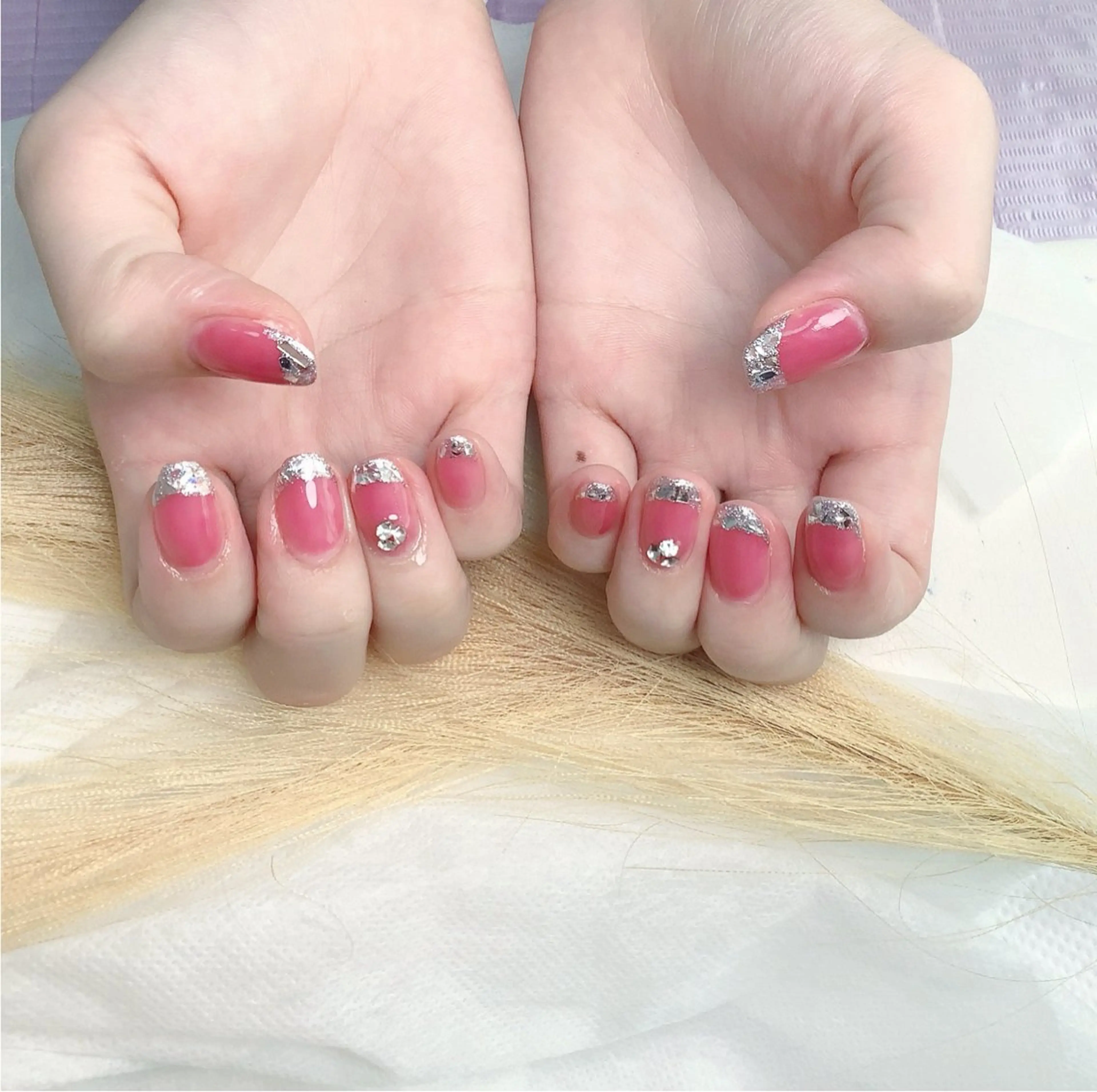 ネイル pink ladyサロン所属・べ にのネイルデザイン