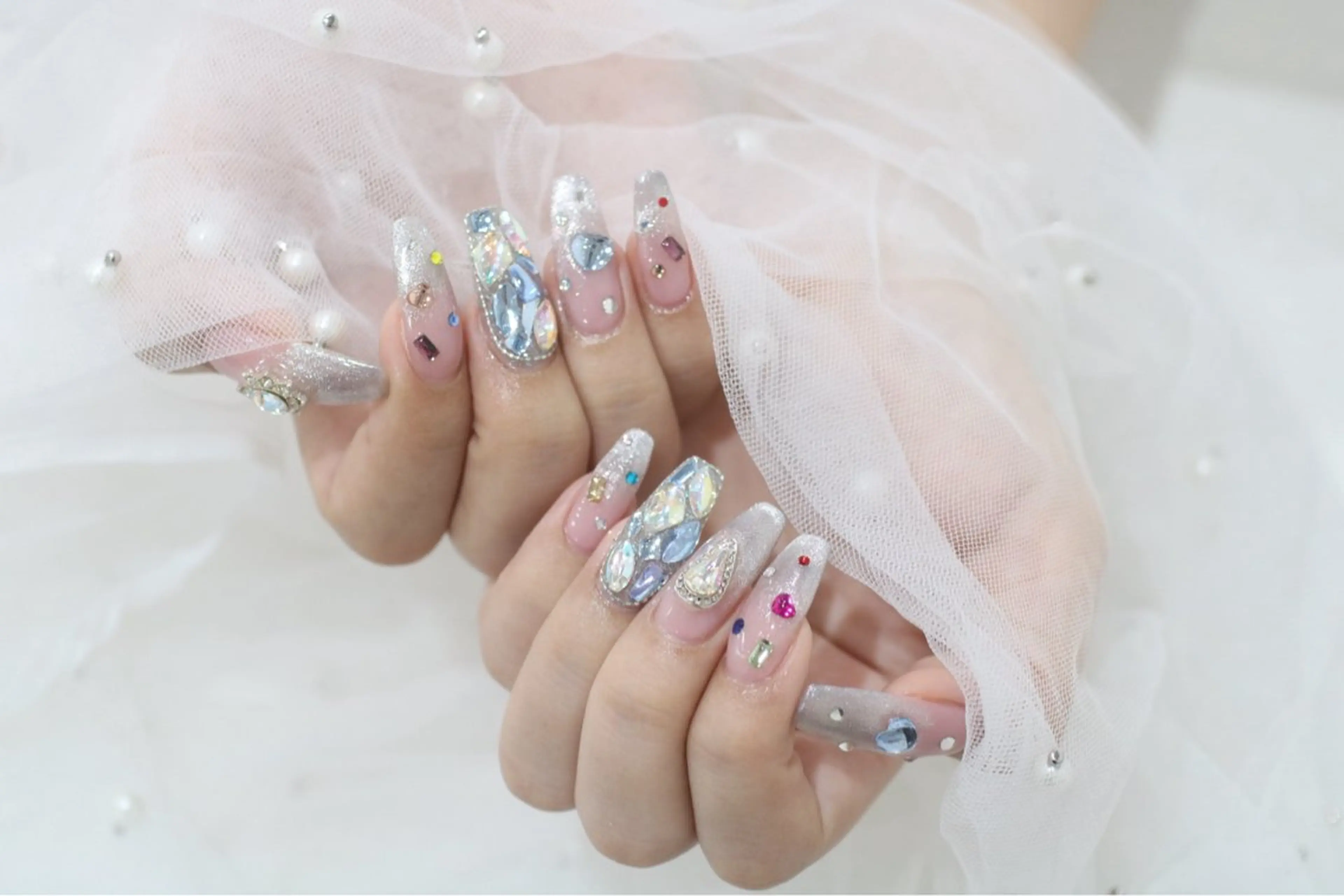 ネイル Leonie ｵｵｲのネイルデザイン