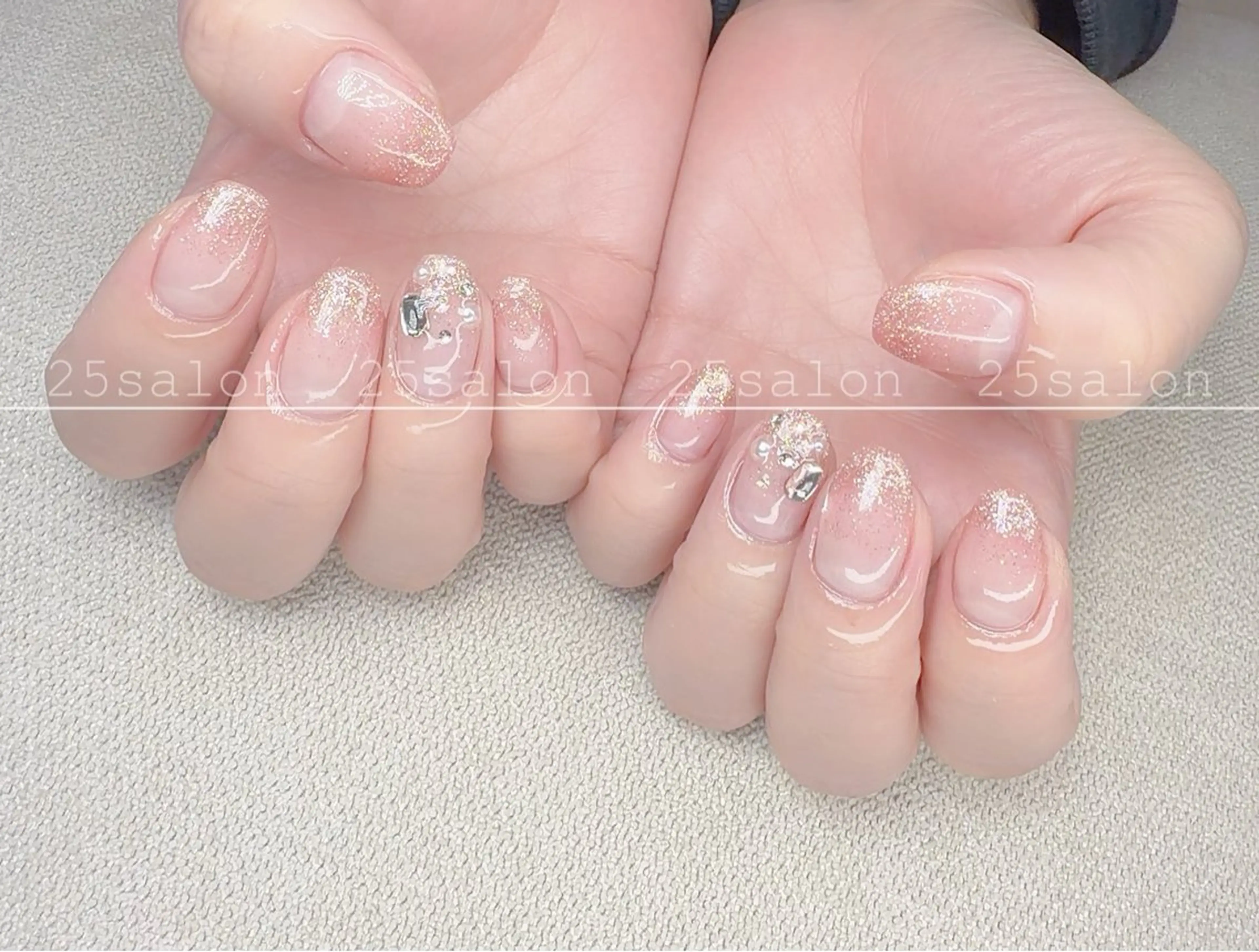 ネイル ジェルネイル 韓国ネイル ニュアンスネイル パラジェル ワンホンネイル 2 5のマツエク・マツパデザイン