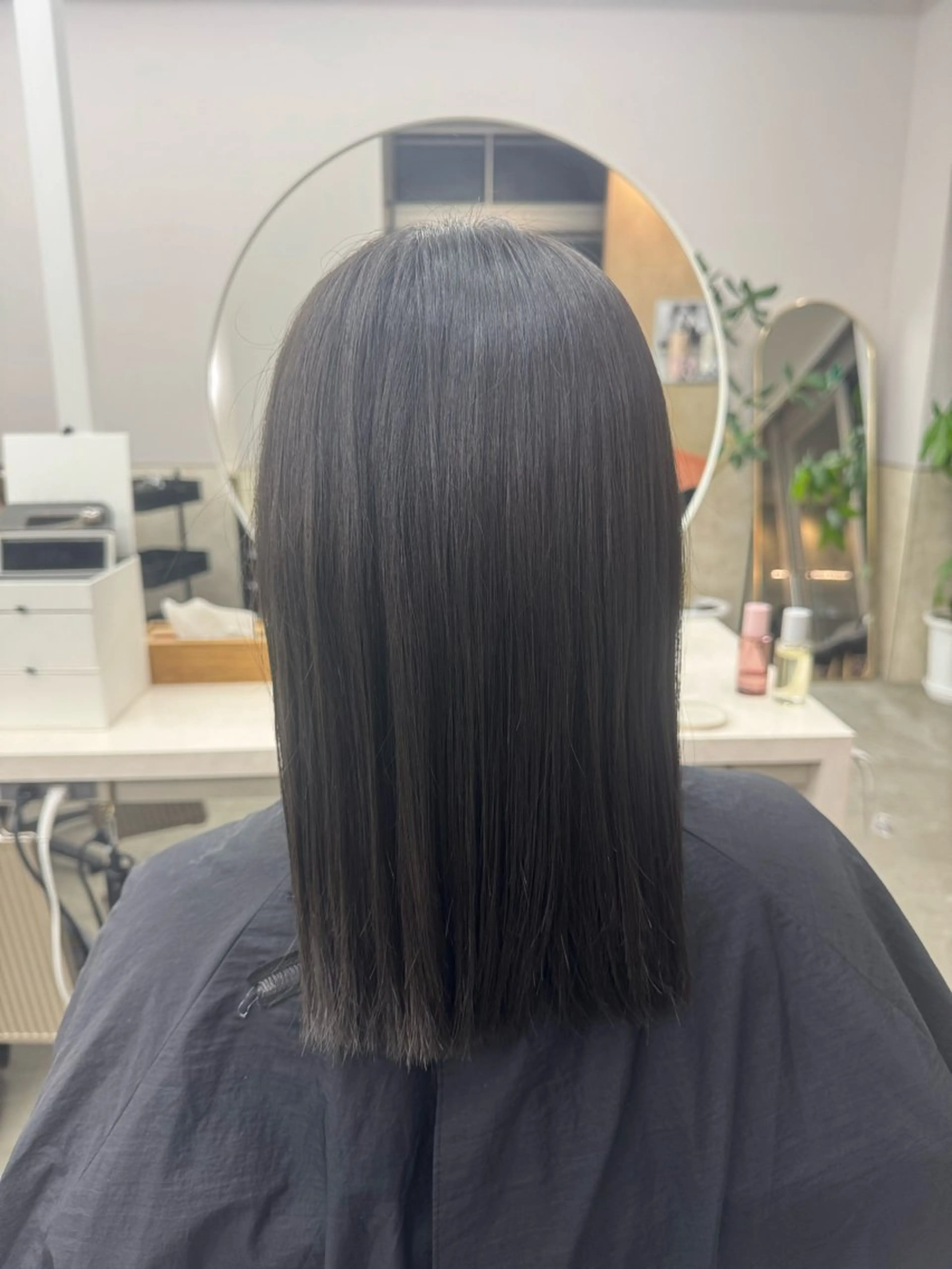 カラー sand emaのヘアスタイル