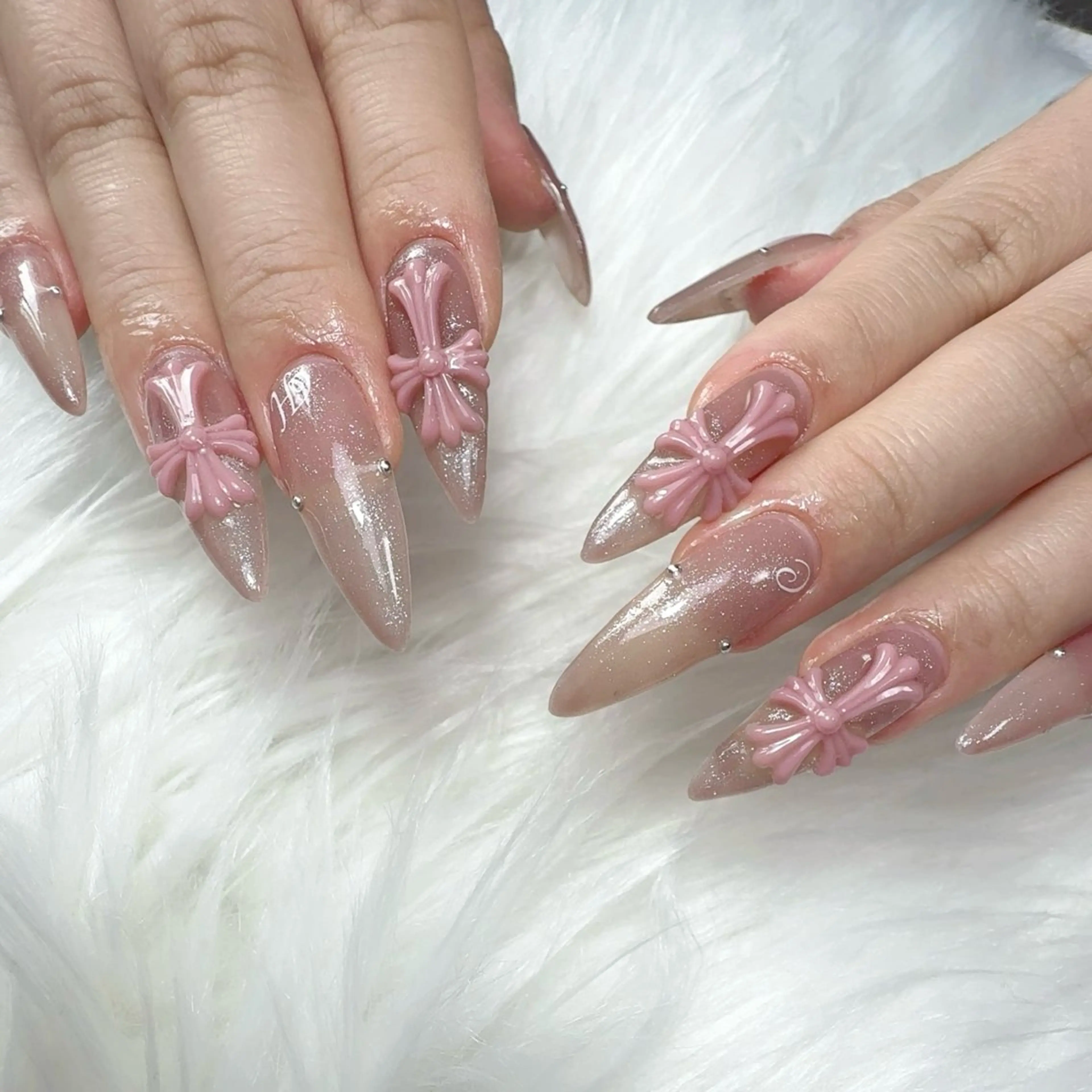 ネイル 持ち込み ハンドネイル L'ino nailのネイルデザイン