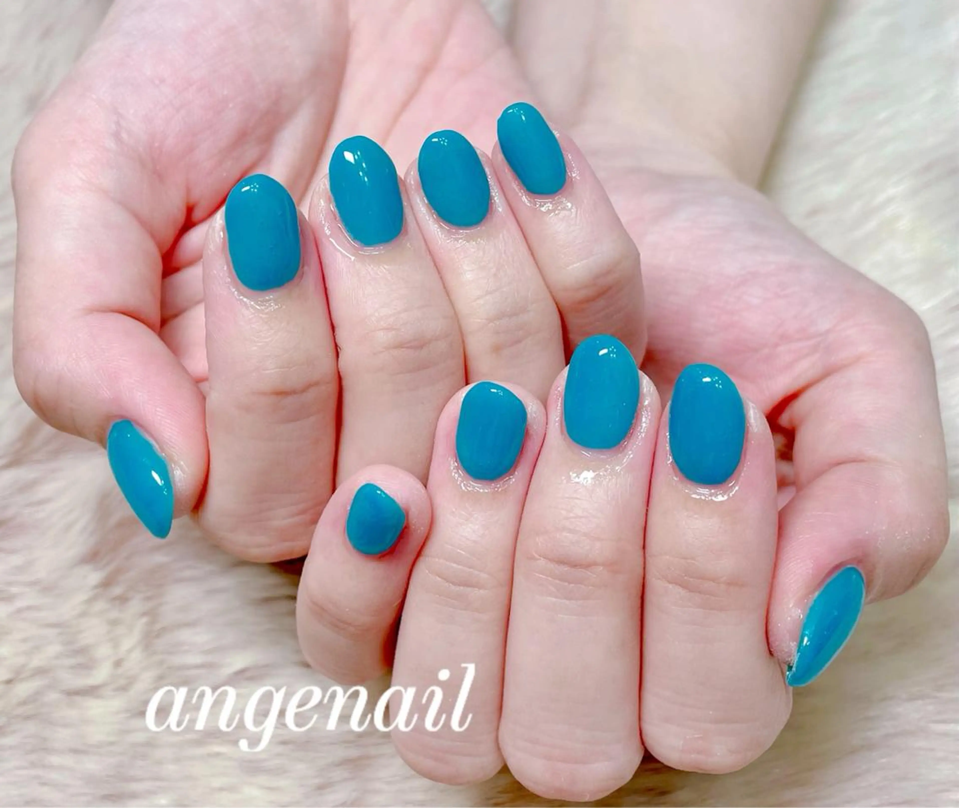 ネイル ハンドネイル オーナーネイリスト MAKIのネイルデザイン