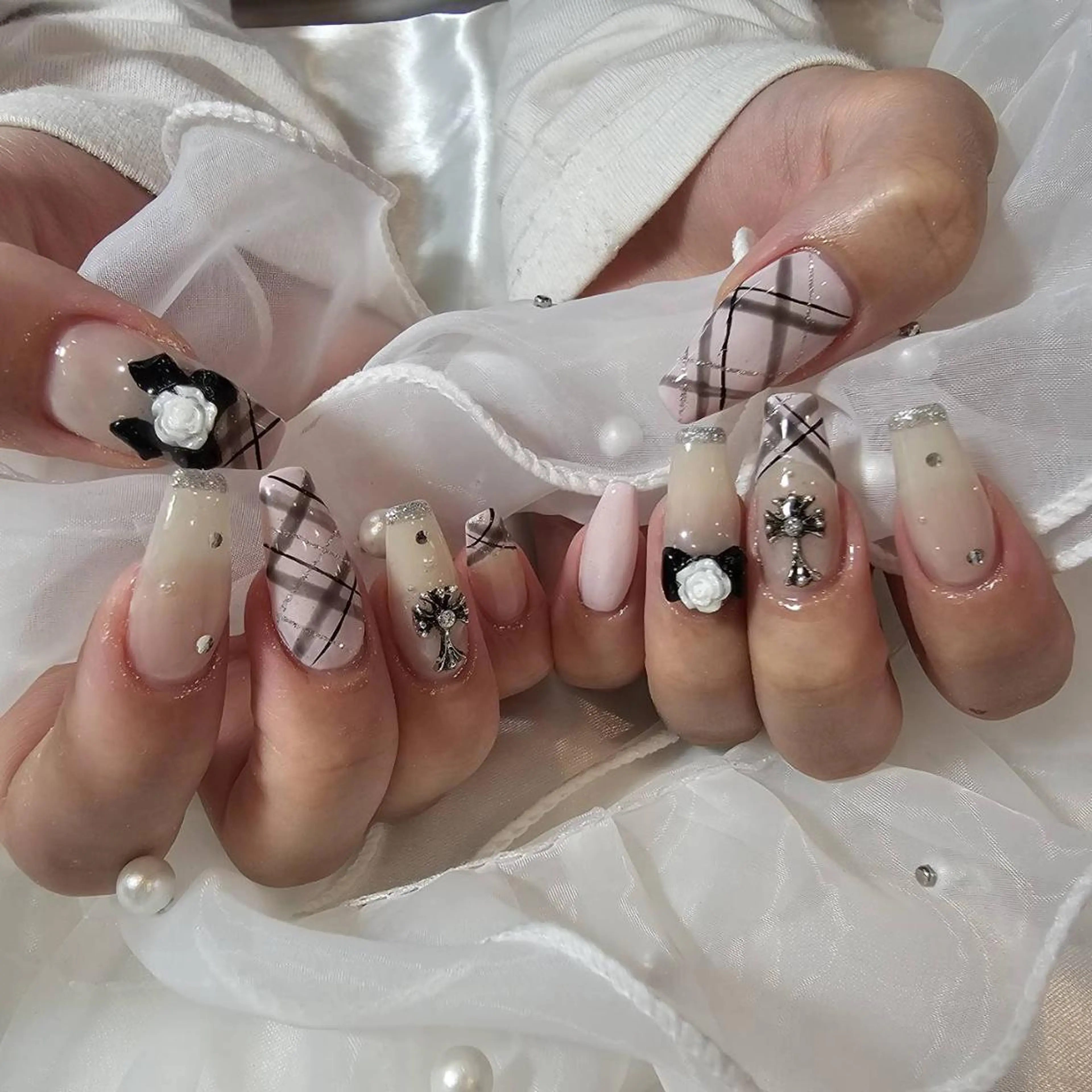 ロング ミーネイル心斎橋 ☆NATSUKI☆のネイルデザイン