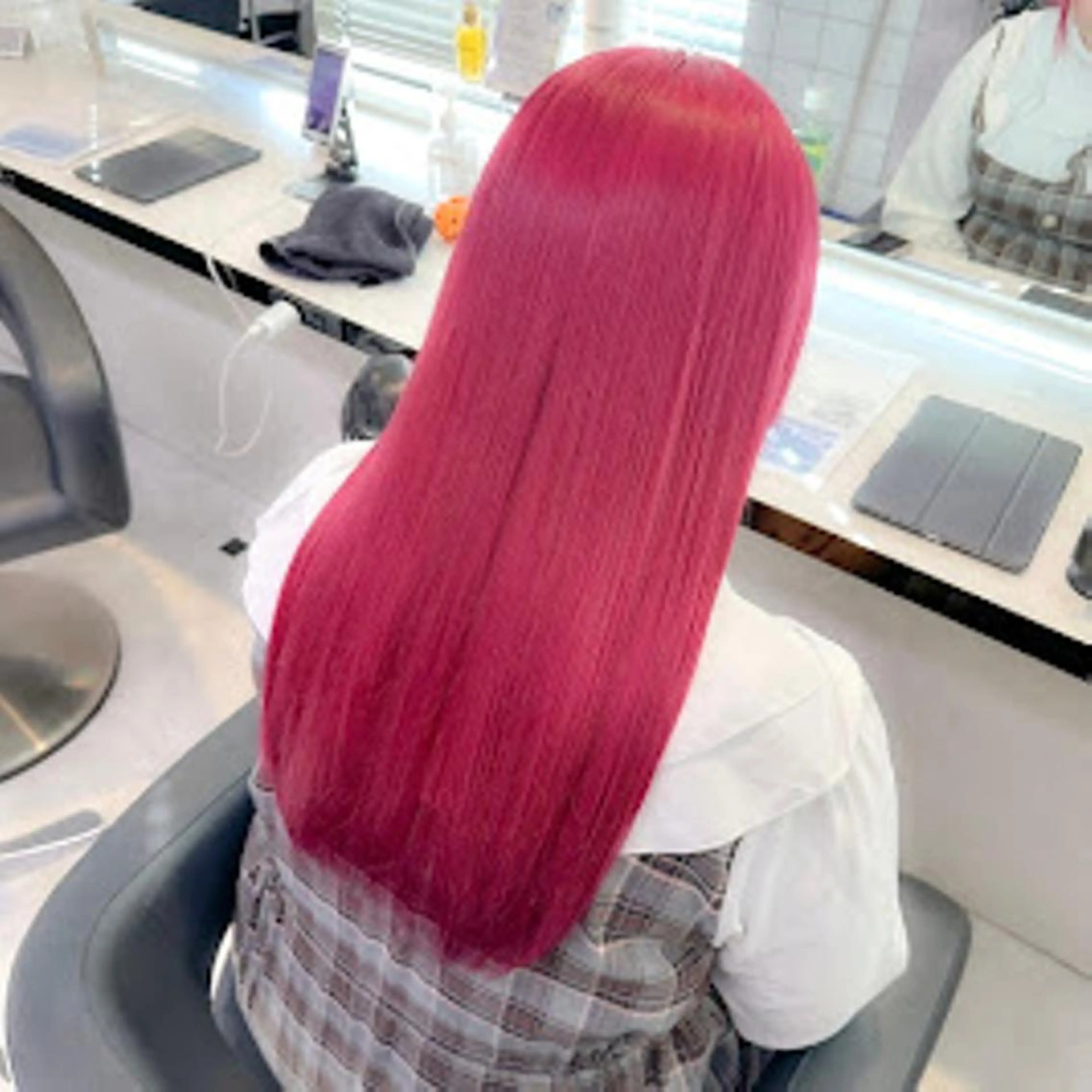 カラー 🌼原宿JUICE／ official🌼のヘアスタイル