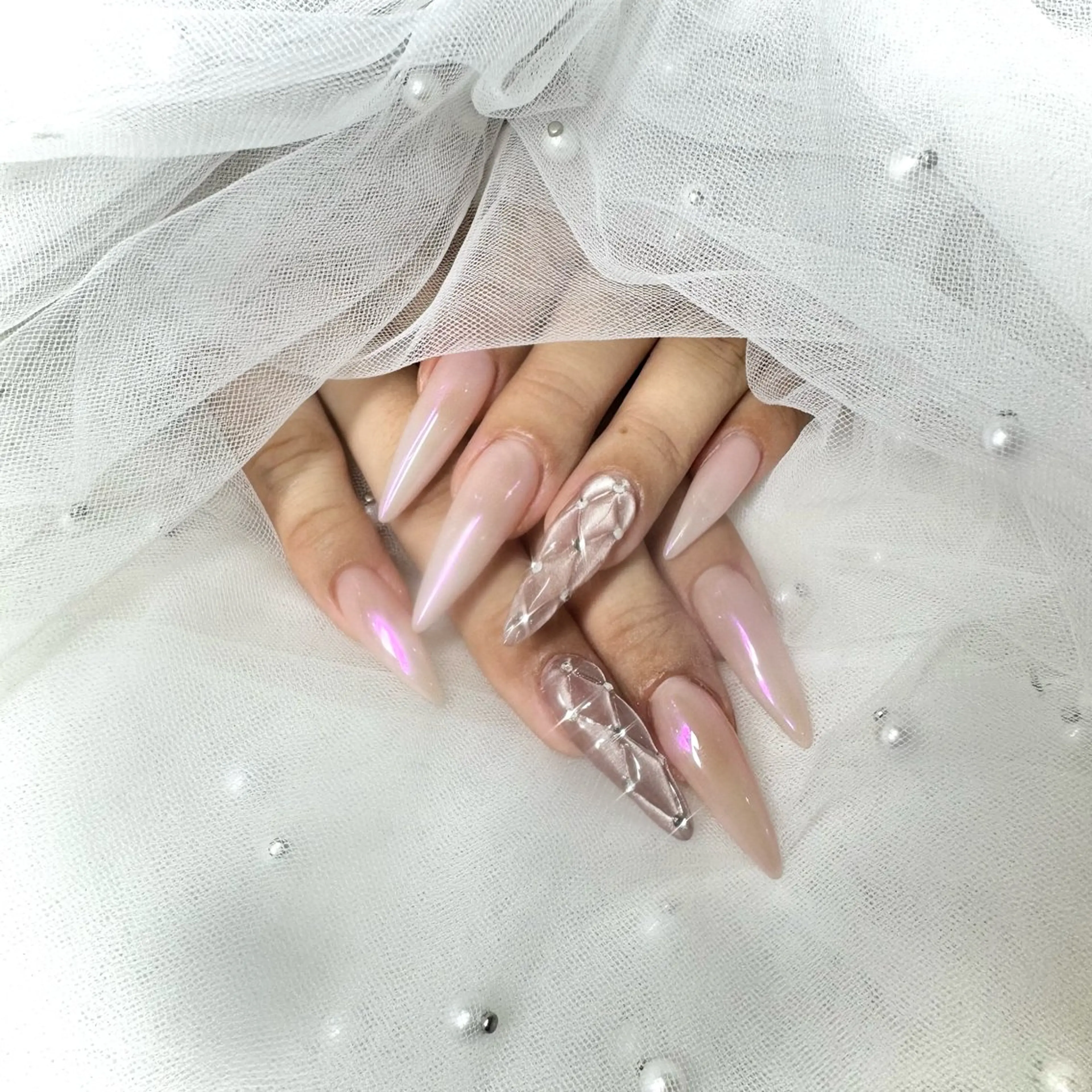 ネイル アートネイル フットネイル ジェルネイル ロングネイル オフィスネイル ハンドネイル AYAKA🩵難波♡ 韓国ネイルで可愛く♡のネイルデザイン