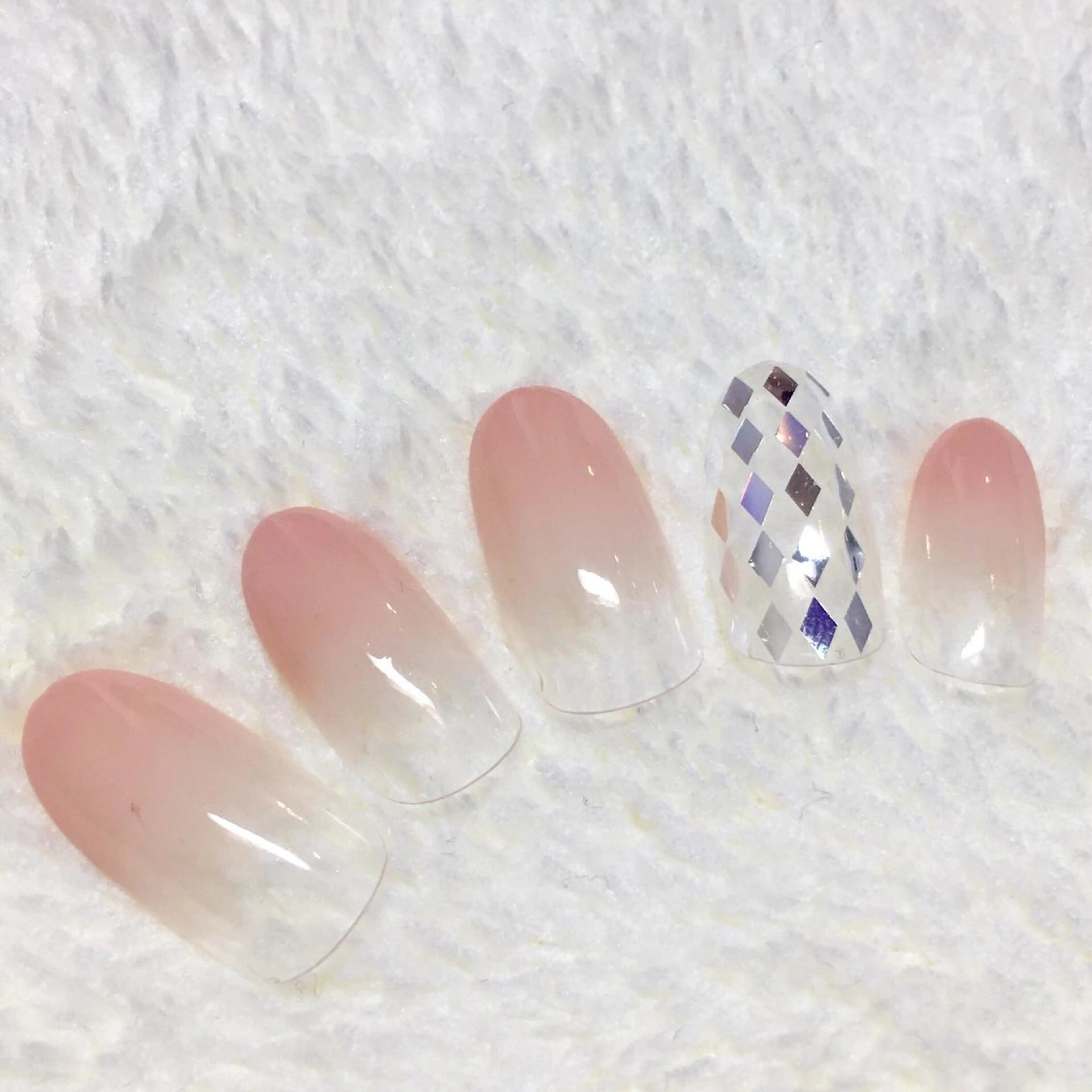 ネイル Aubel.nord_nail所属・Aubel.nord オーベルノールのネイルデザイン