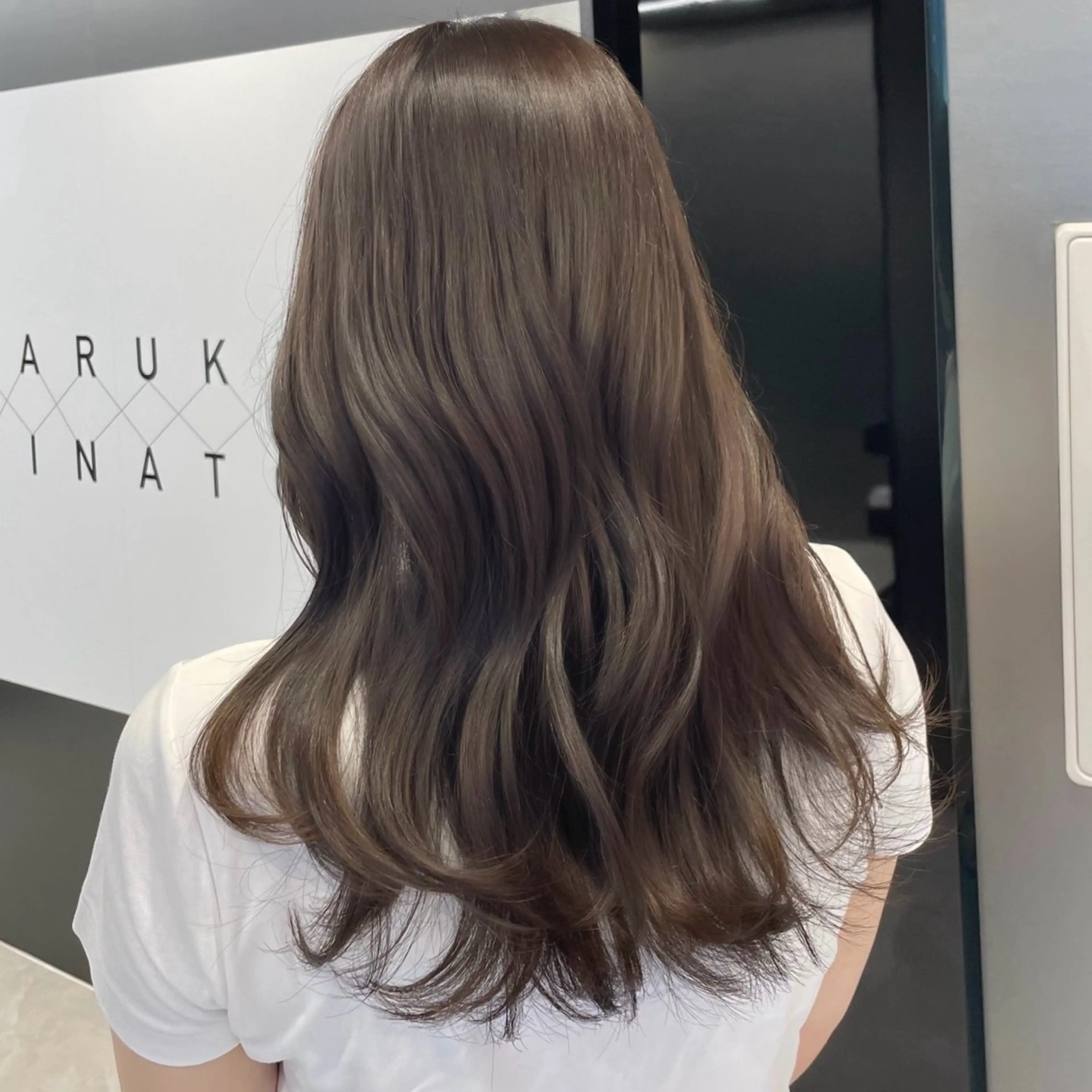 セミロング カラー ヘアカラー トリートメント HARUKI MINATO Japan SENDAI所属・🌈【透明感・韓国 ヘア】がっきー🌈のヘアスタイル