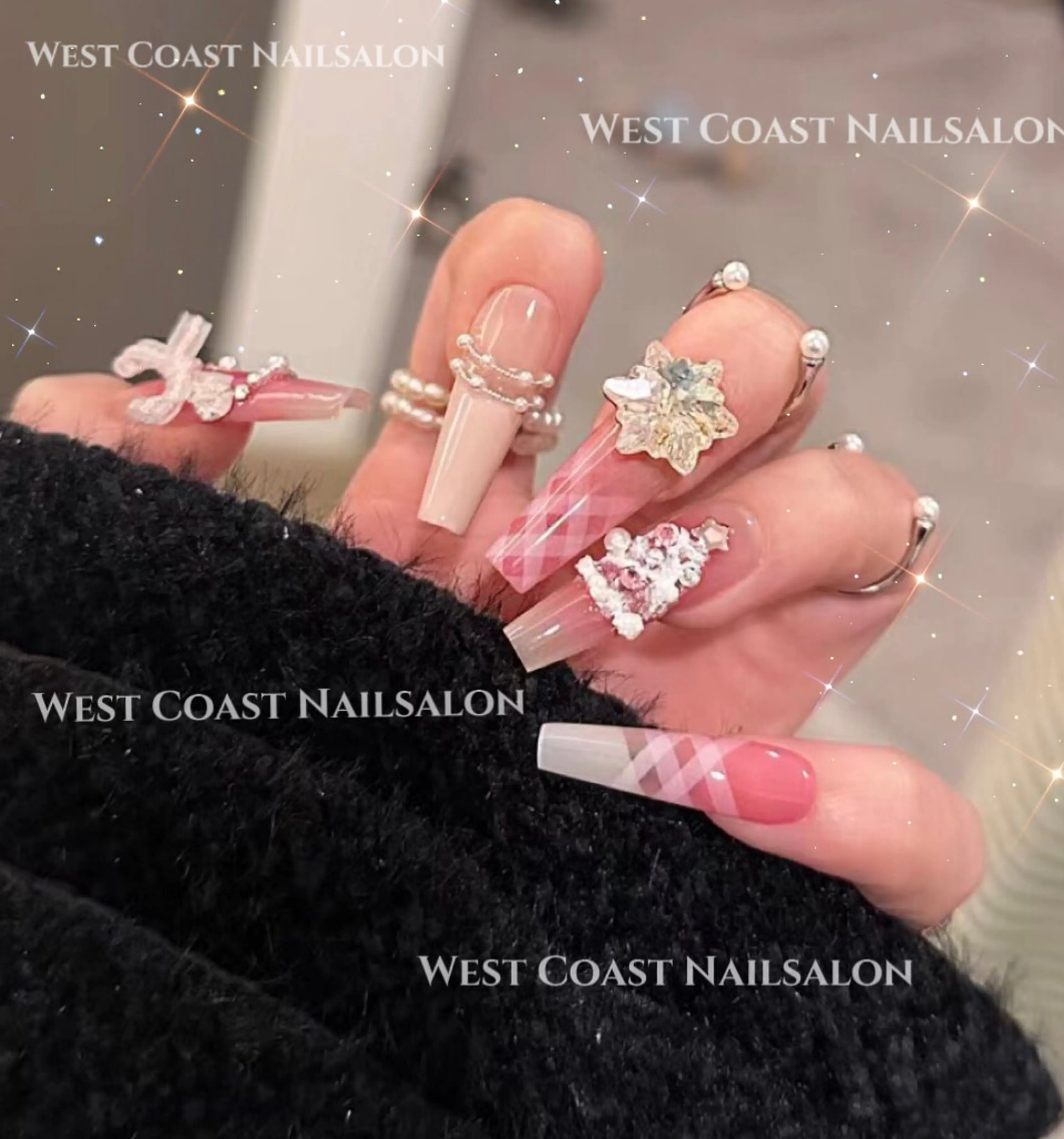 ネイル リボン、ガーリー パーツ放題専門店のネイルデザイン