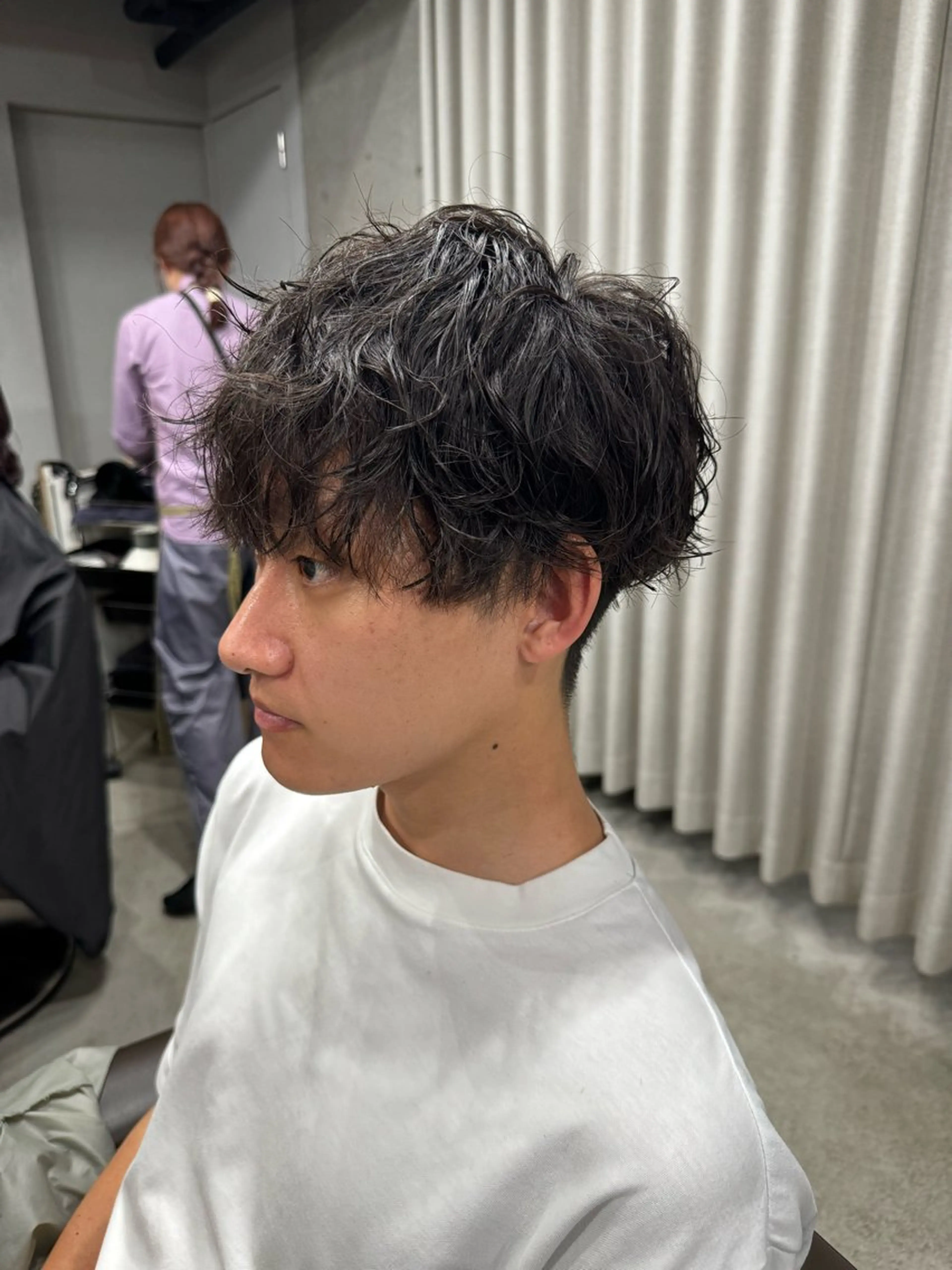 ショート パーマ メンズ メンズパーマ メンズツイストパーマ ツイストパーマ 吉田一輝 外国人パーマのヘアスタイル