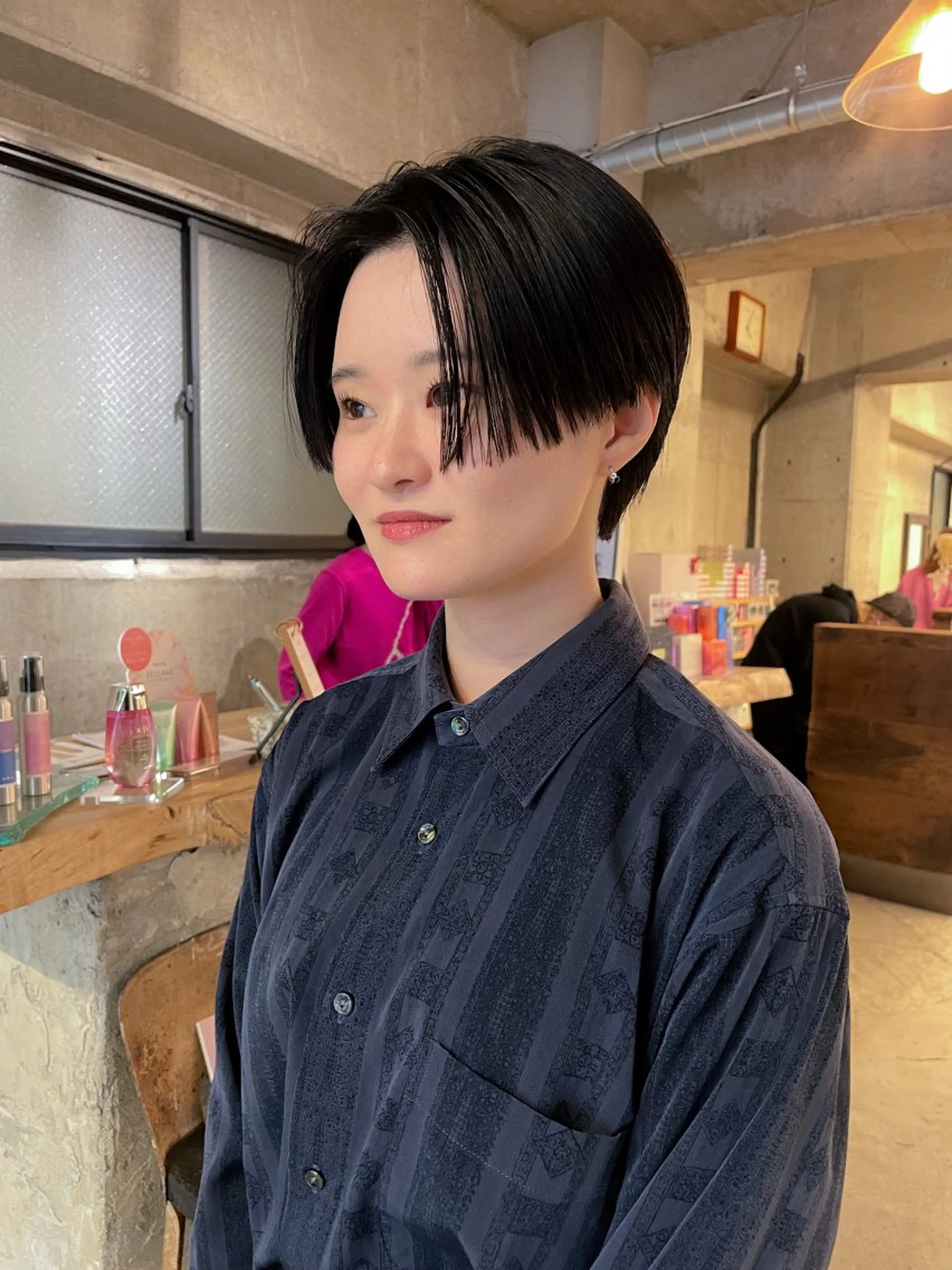 ショート カラー パーマ/レイヤー 岩山丈一郎のヘアスタイル