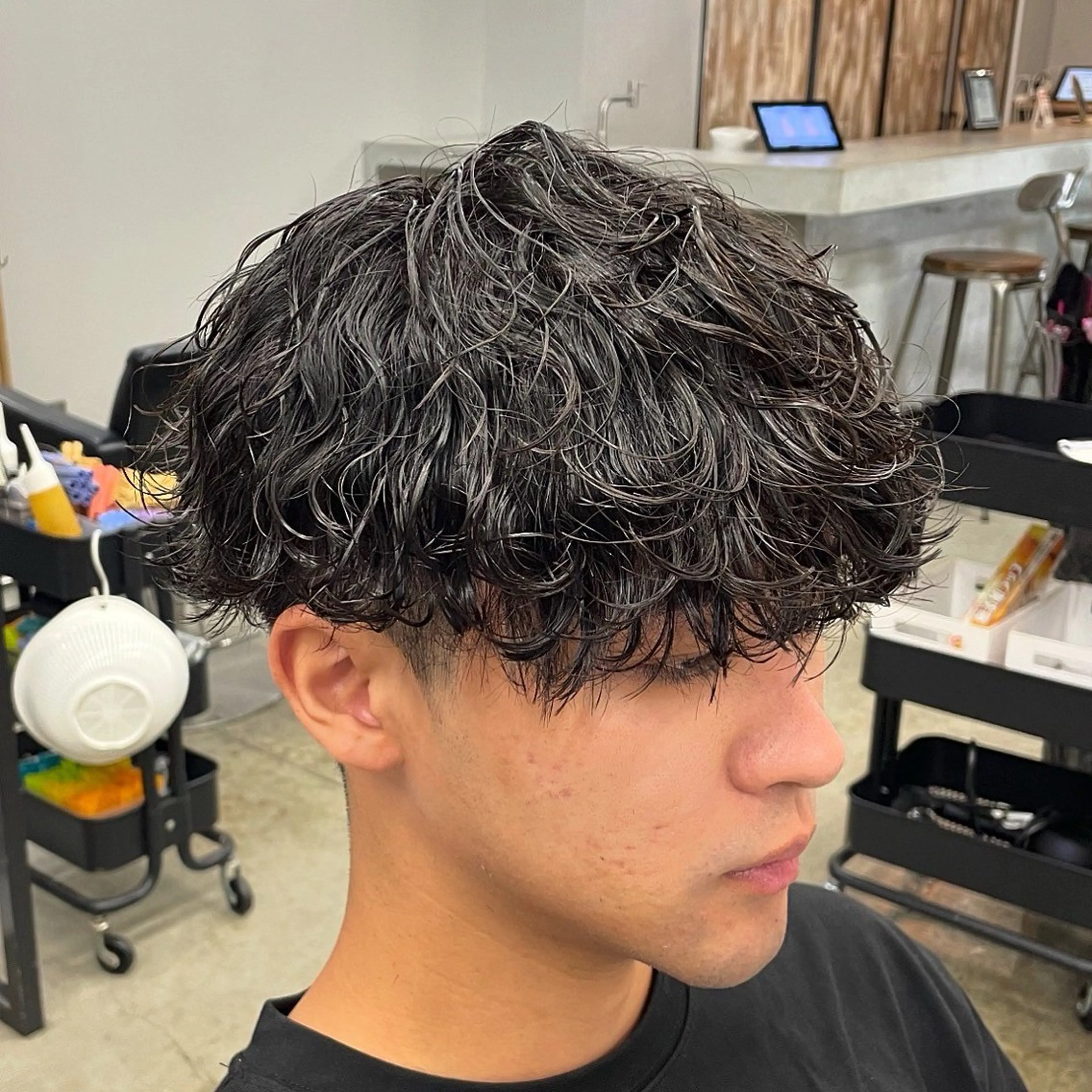 パーマ メンズ メンズパーマ ツイストスパイラルパーマ 波巻きパーマ スパイラルパーマ カット パーマ メンズカット/パーマ 艶カラーTAIGA︎のヘアスタイル