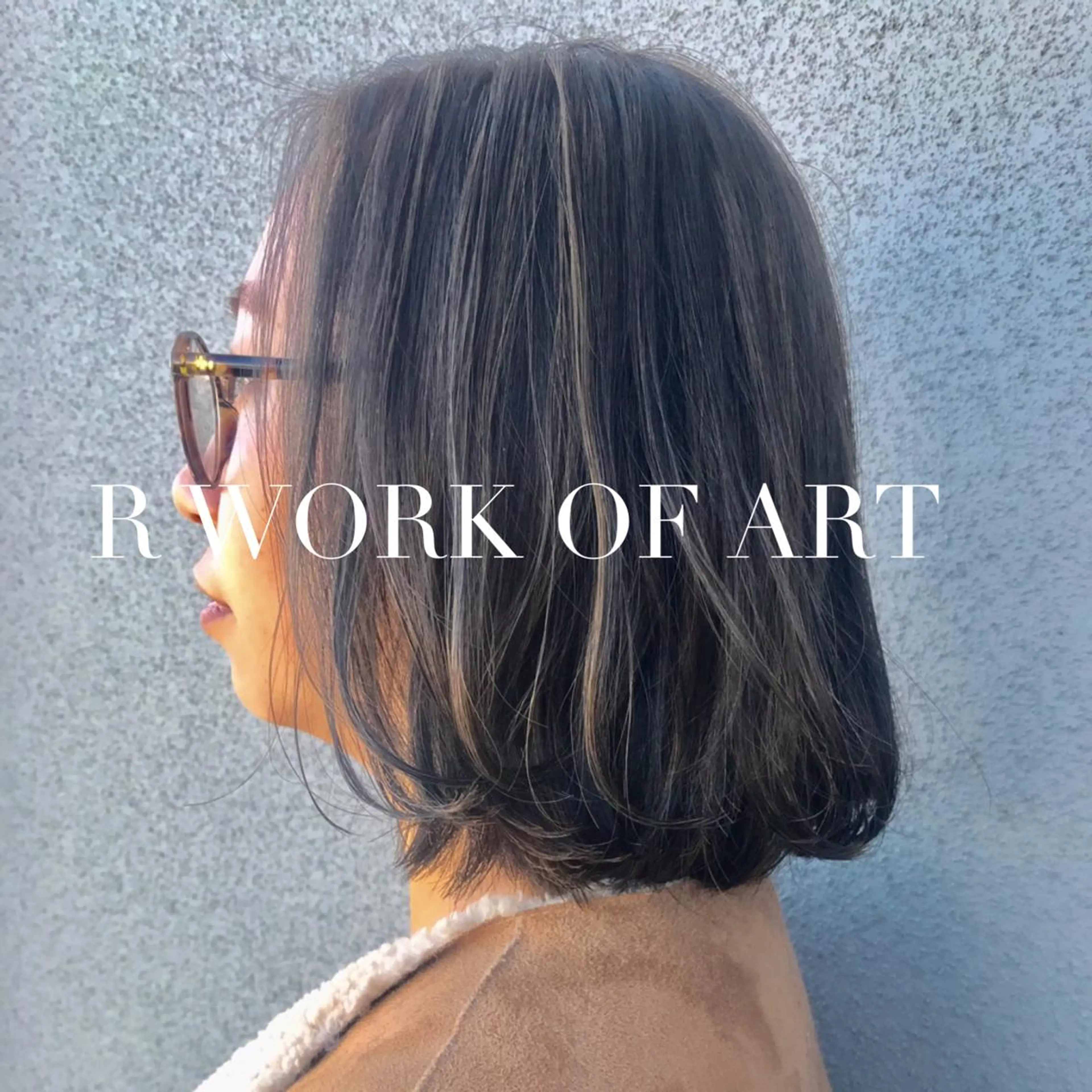 ミディアム カラー グレージュ ハイライトカラー ハイライト R WORK OF ART所属・茂木 良太のヘアスタイル