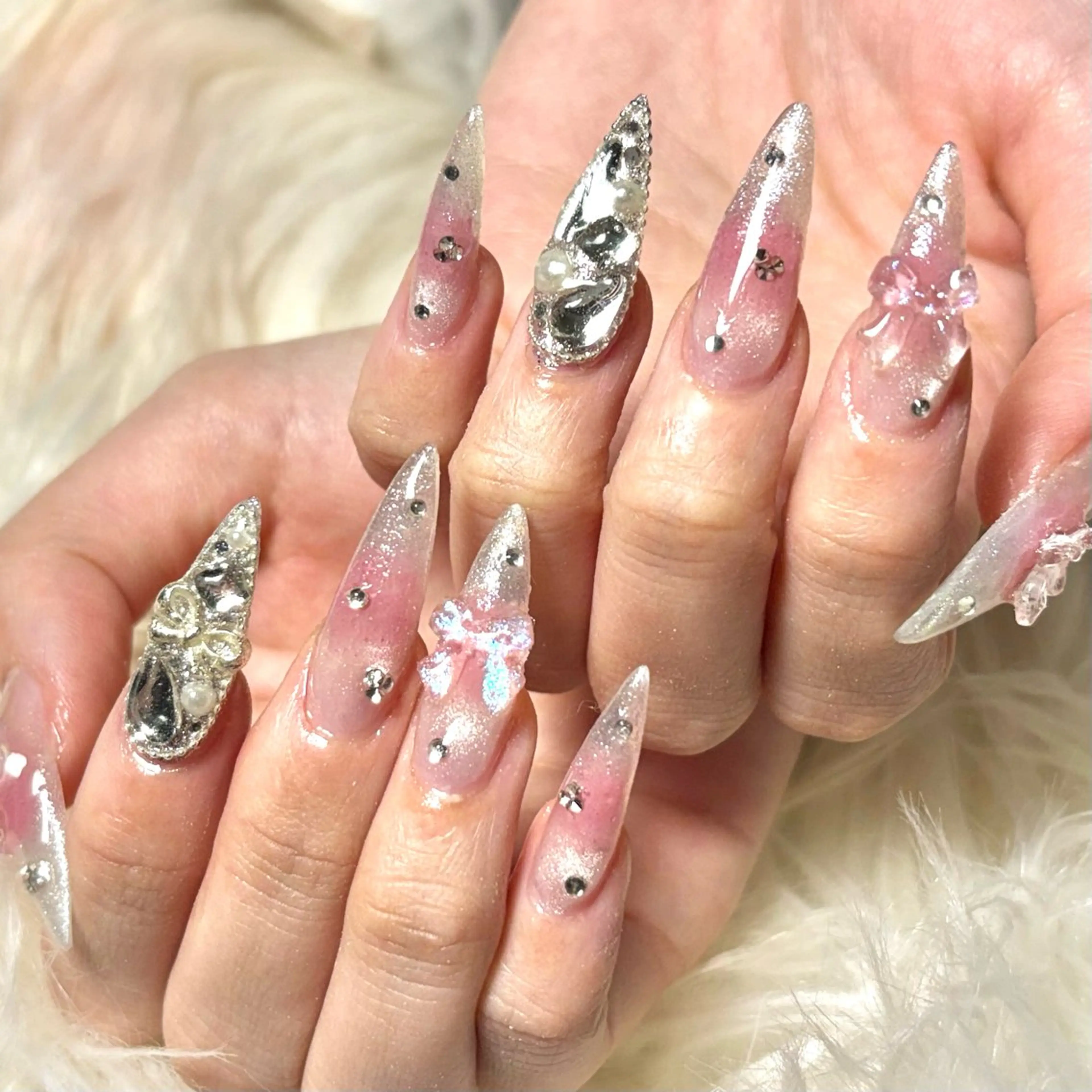 ネイル ハンドネイル ハンドケア hohomi .のネイルデザイン