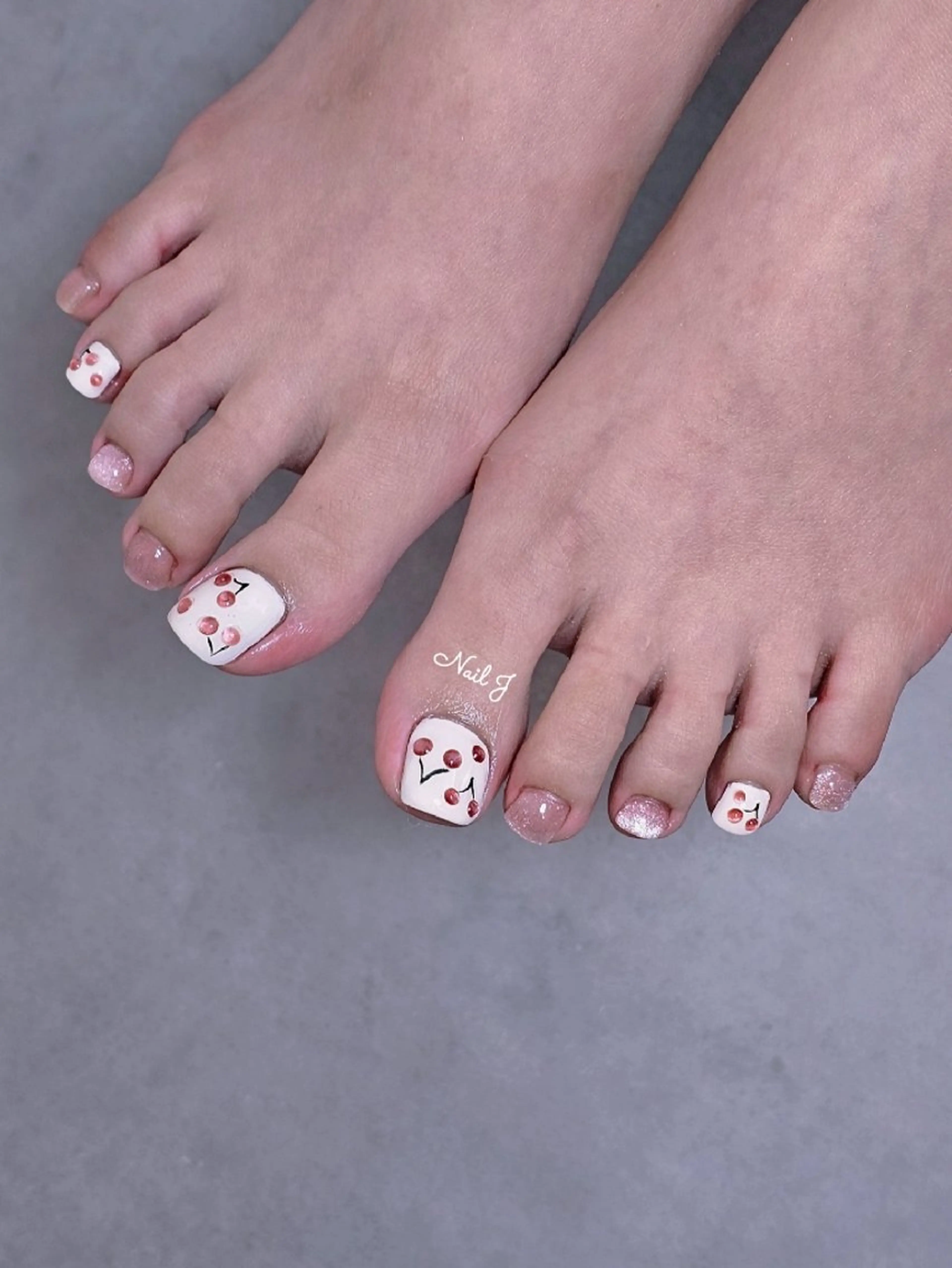 ネイル フットネイル 持ち込み フットネイル Nail Jのネイルデザイン