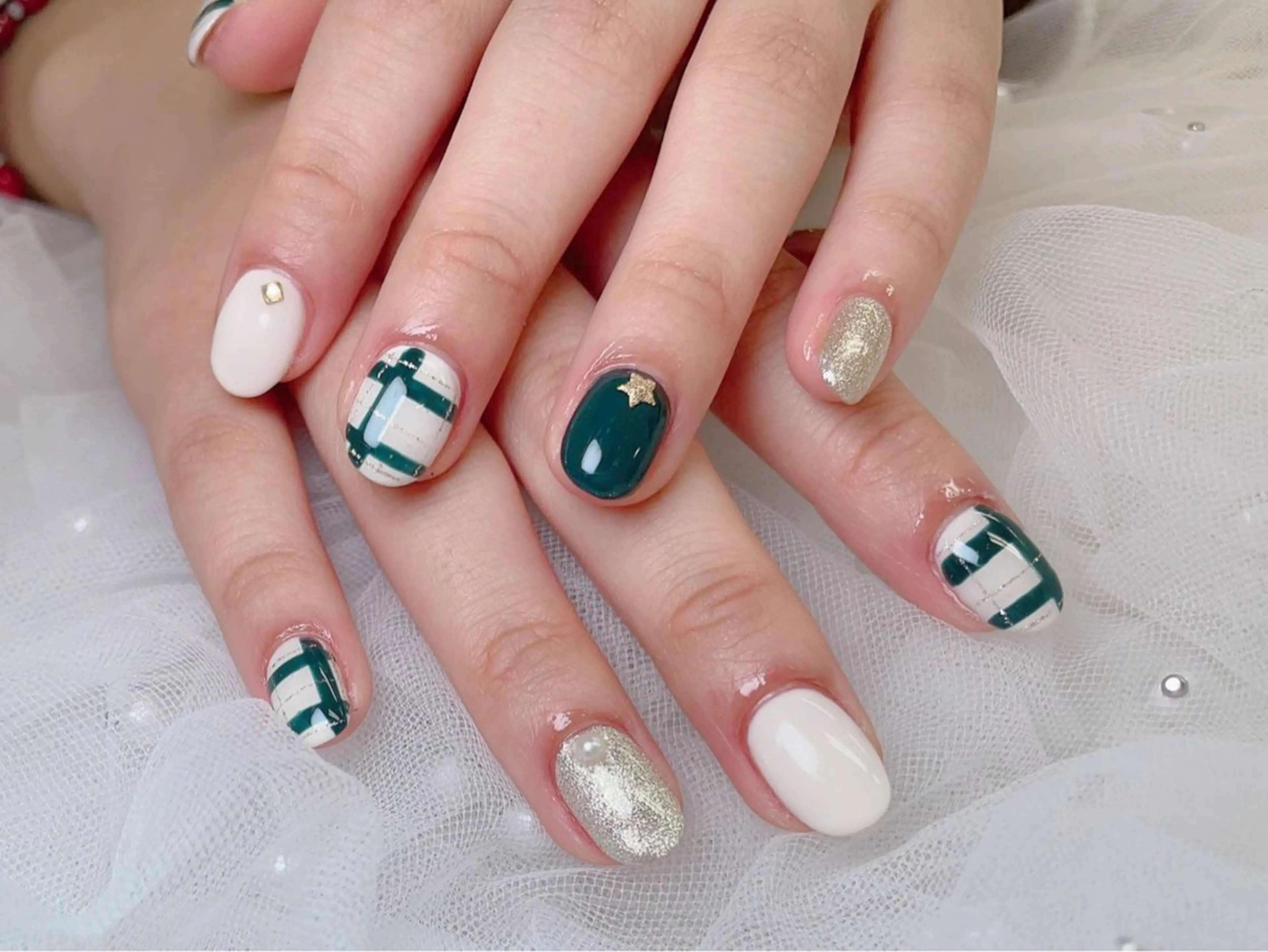 ネイル アートネイル 持ち込み ハンドネイル lucky nail 歌舞伎町のネイルデザイン
