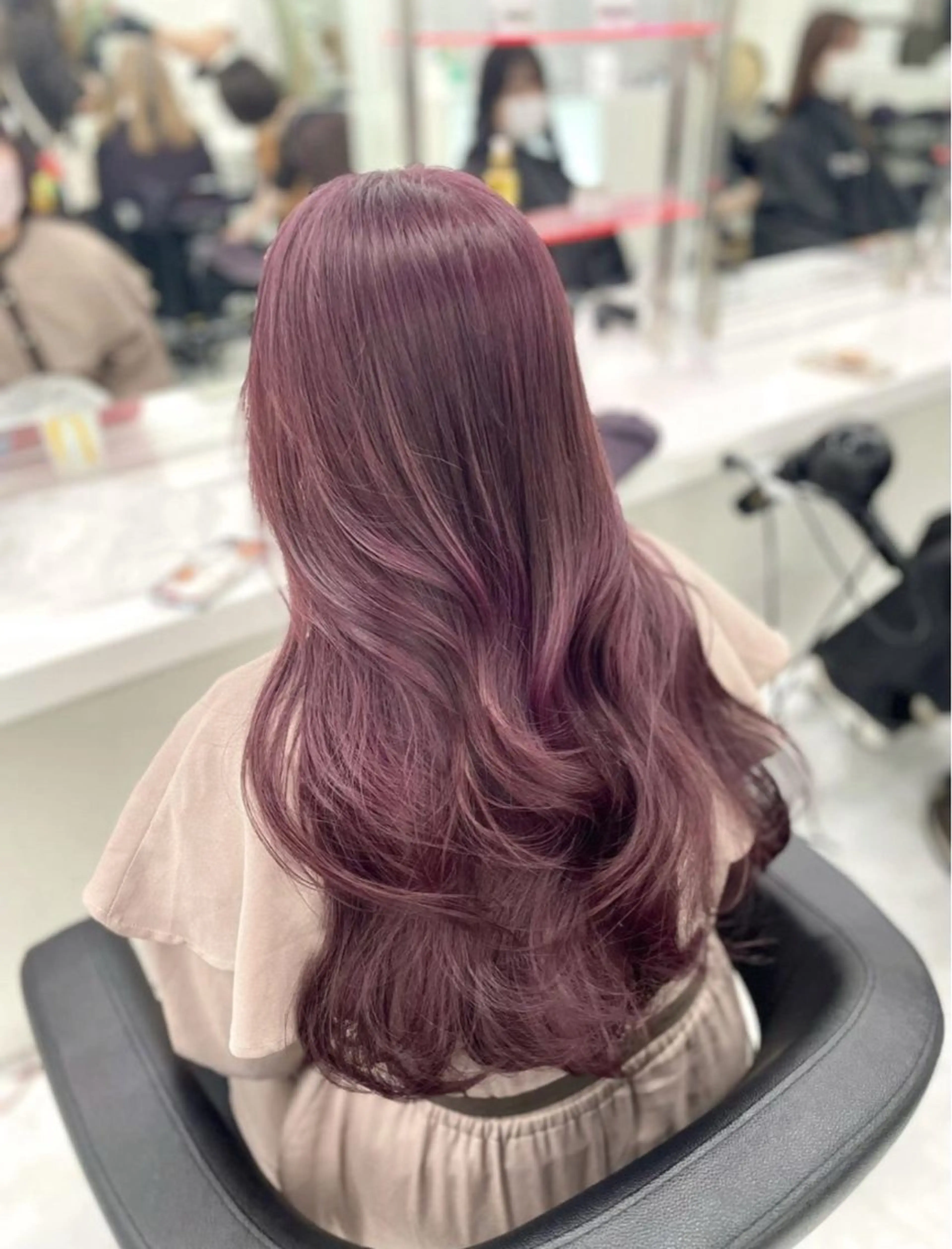 ロング カット ヘアカラー トリートメント 韓国ヘア/ブリーチ無 しWカラー/オリーブのヘアスタイル