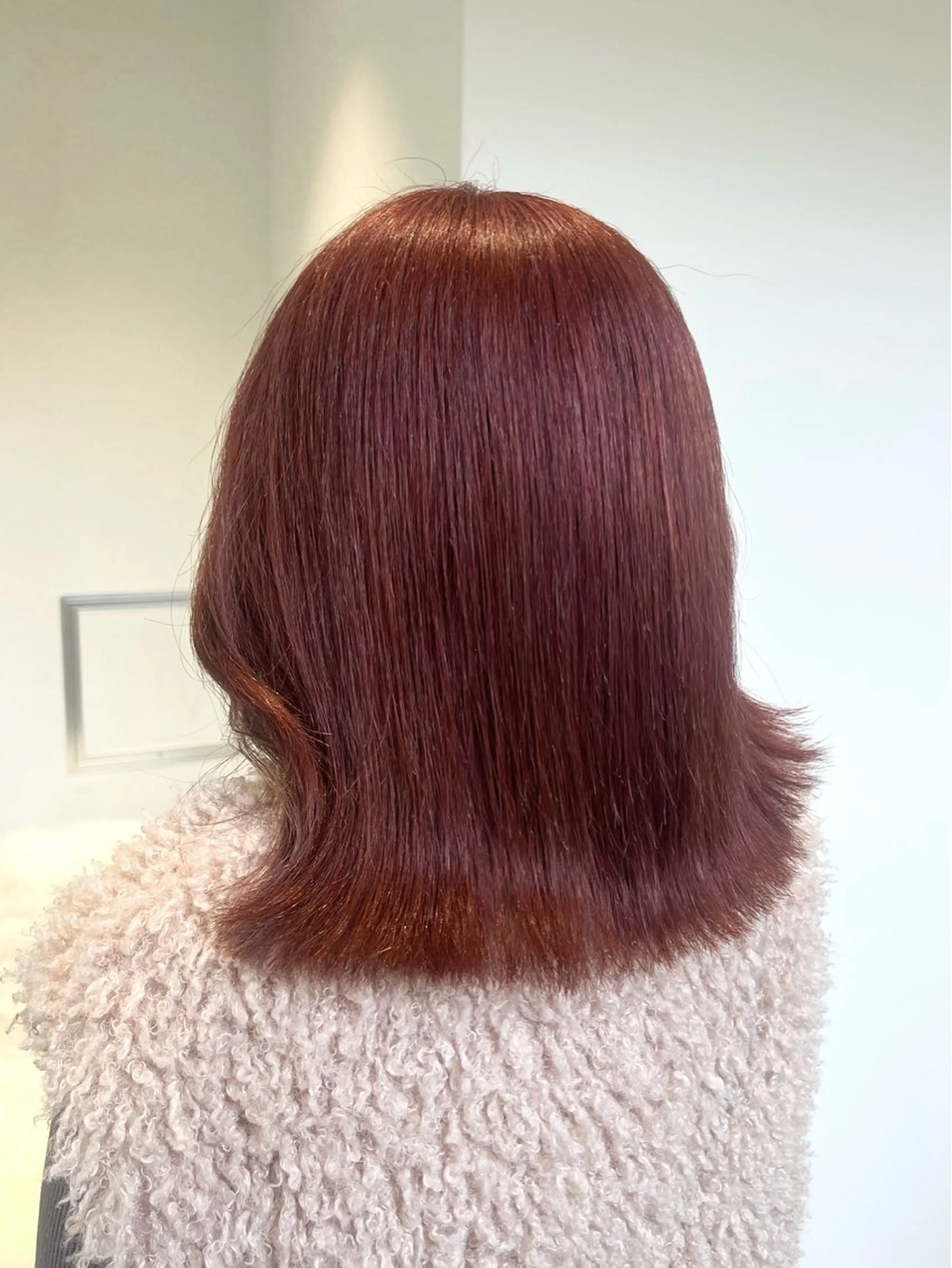 ミディアム カラー ベージュカラー ブリーチ ピンクカラー ピンクベージュ カット ヘアカラー Ami ブリーチ/ハイトーンのヘアスタイル