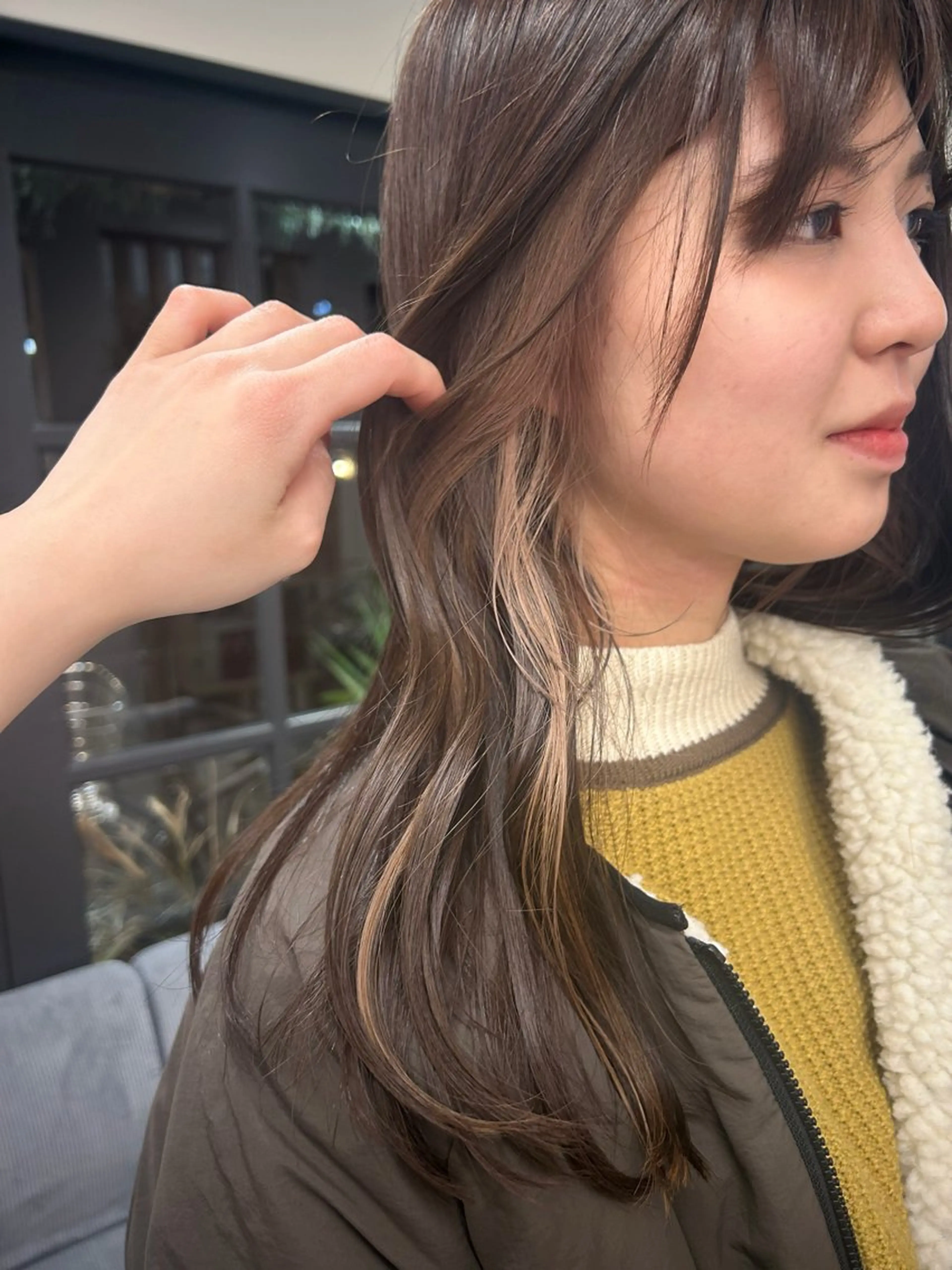 ロング カラー イヤリングカラー ヘアカラー 🍒透明感カラー mutsuki🍒のヘアスタイル