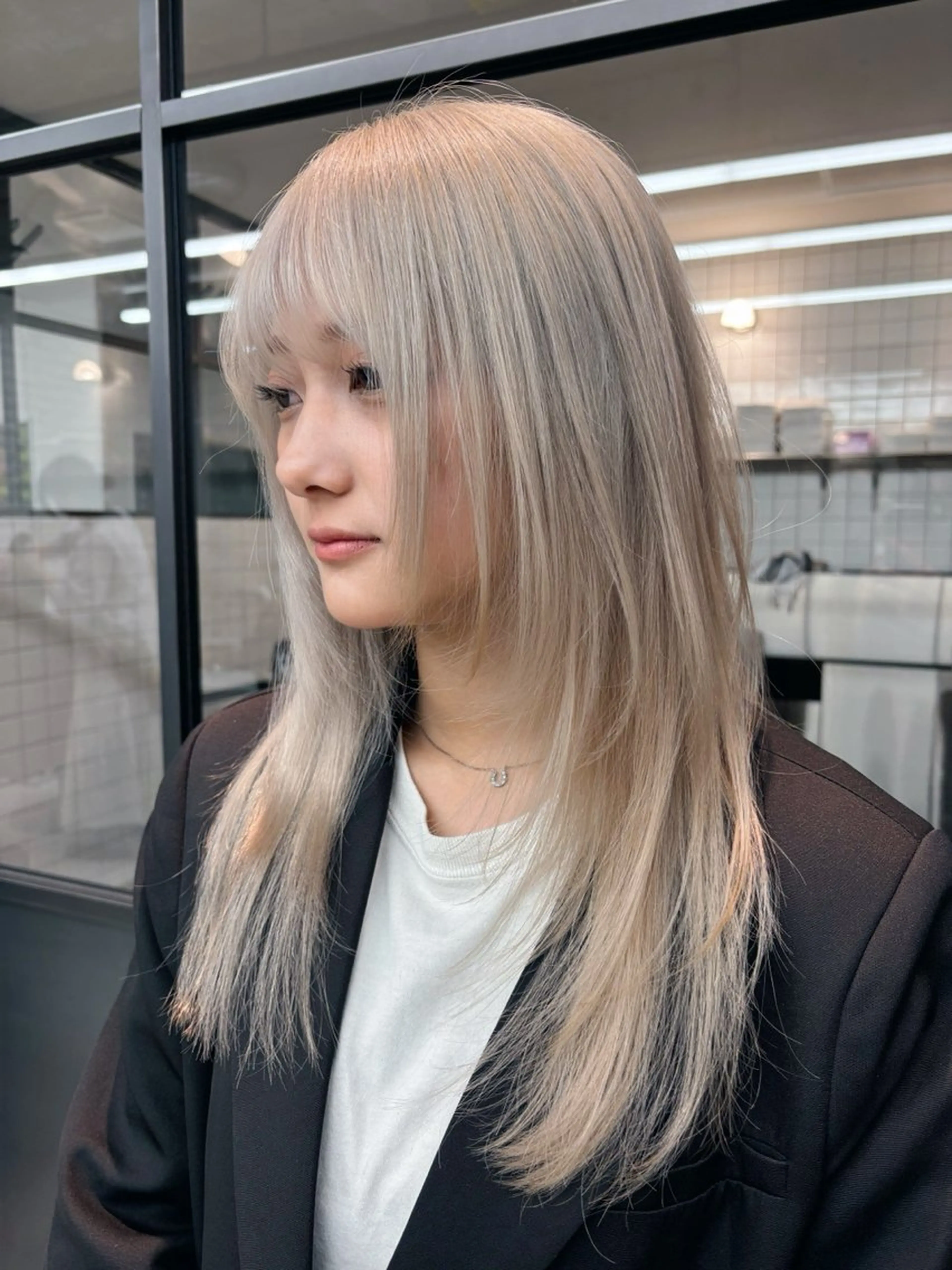 カラー ブロンド ホワイトブロンド ＆style所属・rikuto カット/パーマのヘアスタイル