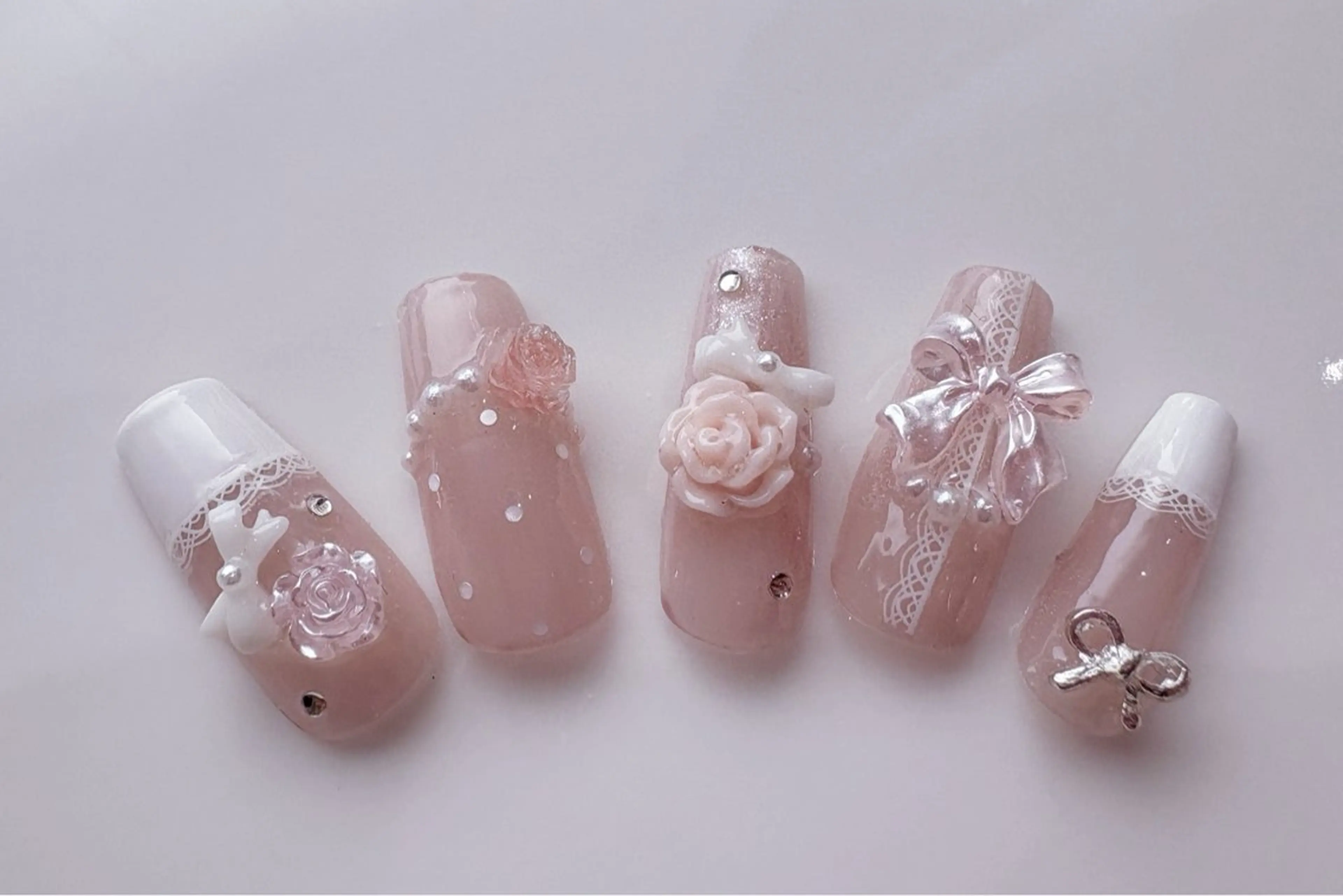 ネイル ゴージャス Nail R🌷 AKARI恵比寿のネイルデザイン