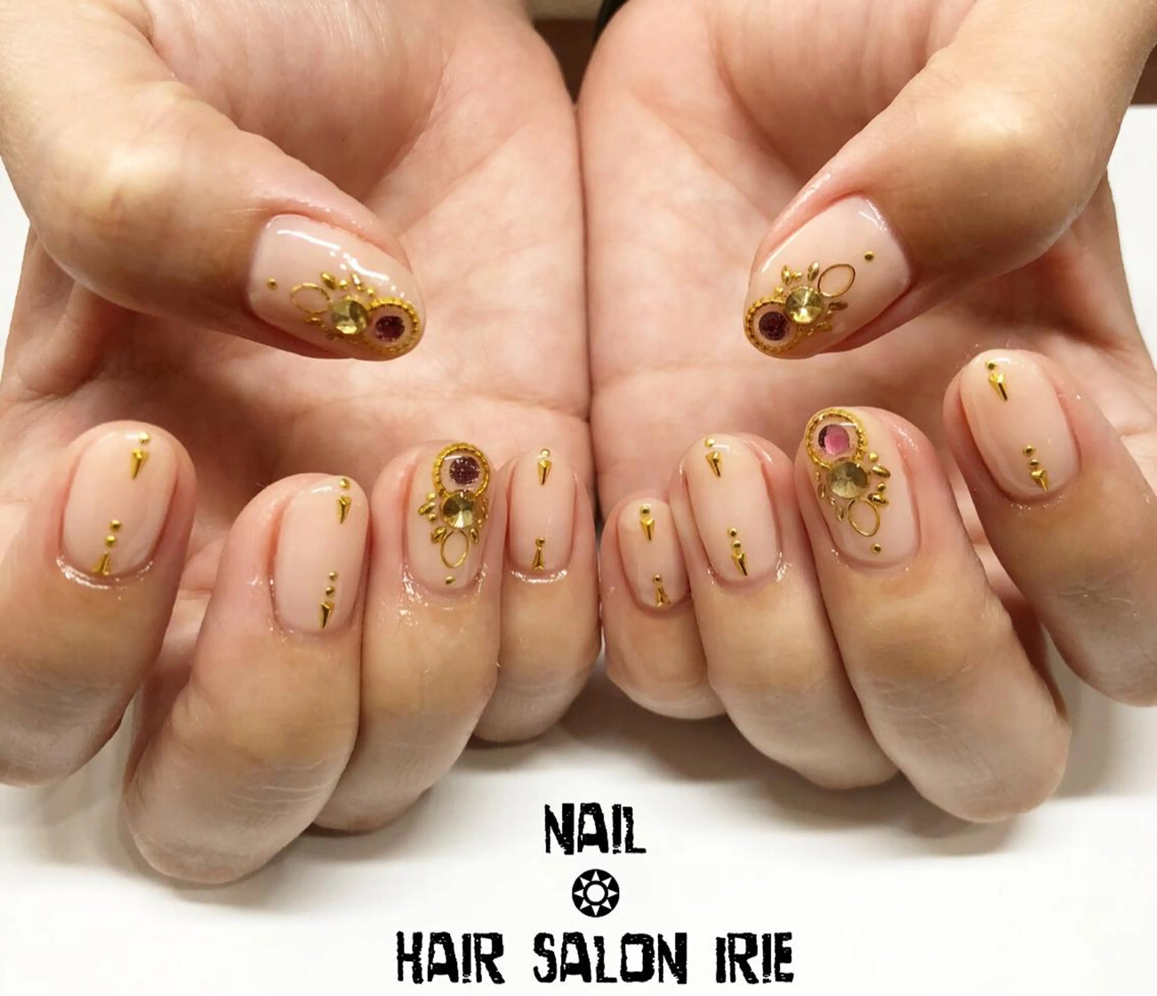 ネイル 持ち込み Hair salon Irie所属・與儀 知佳のネイルデザイン