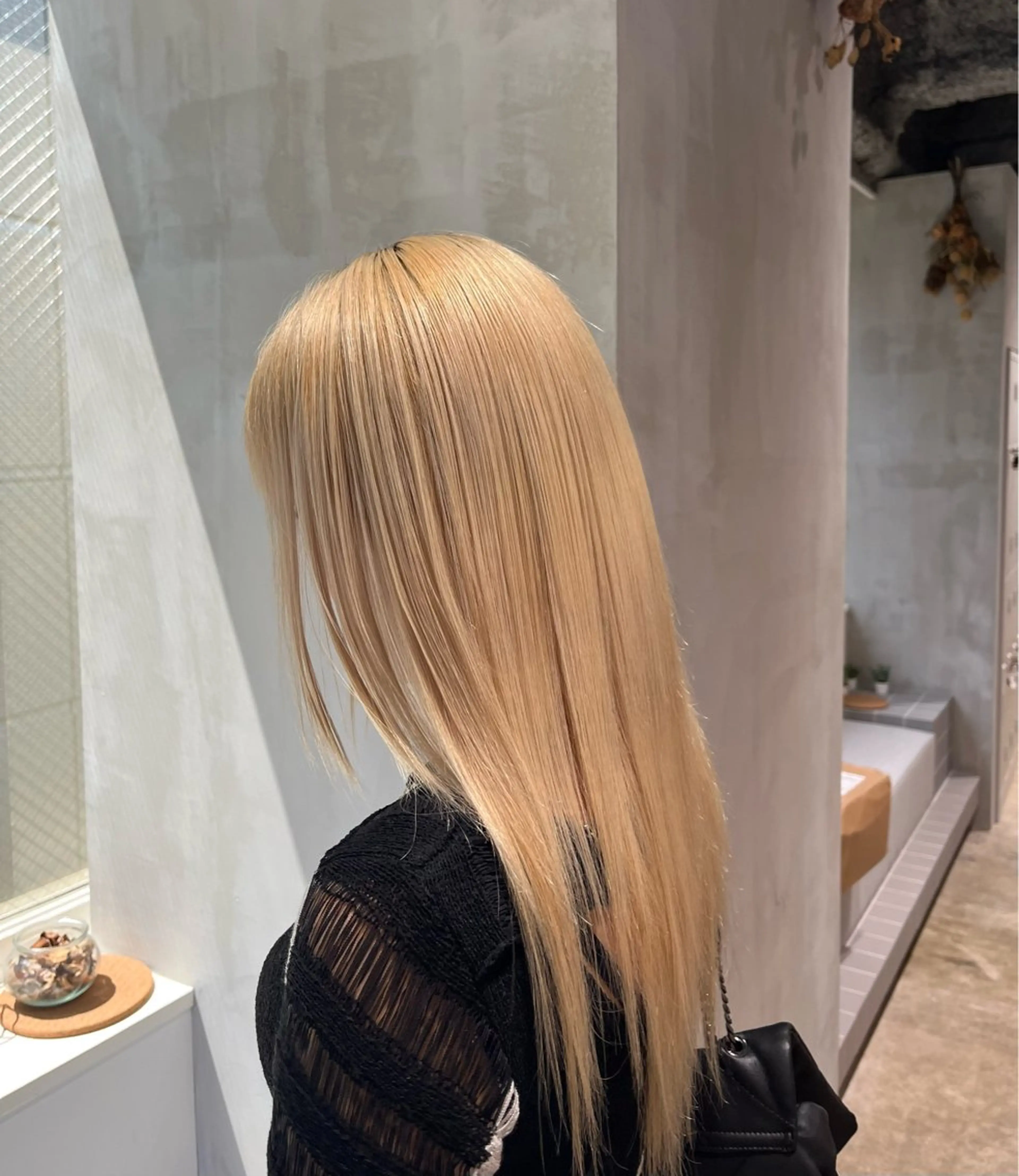 💎ケアブリーチでダメージ軽減💎Wカラー＋3種類の選べるogiiトリートメント🐩❤︎*. ゜の写真