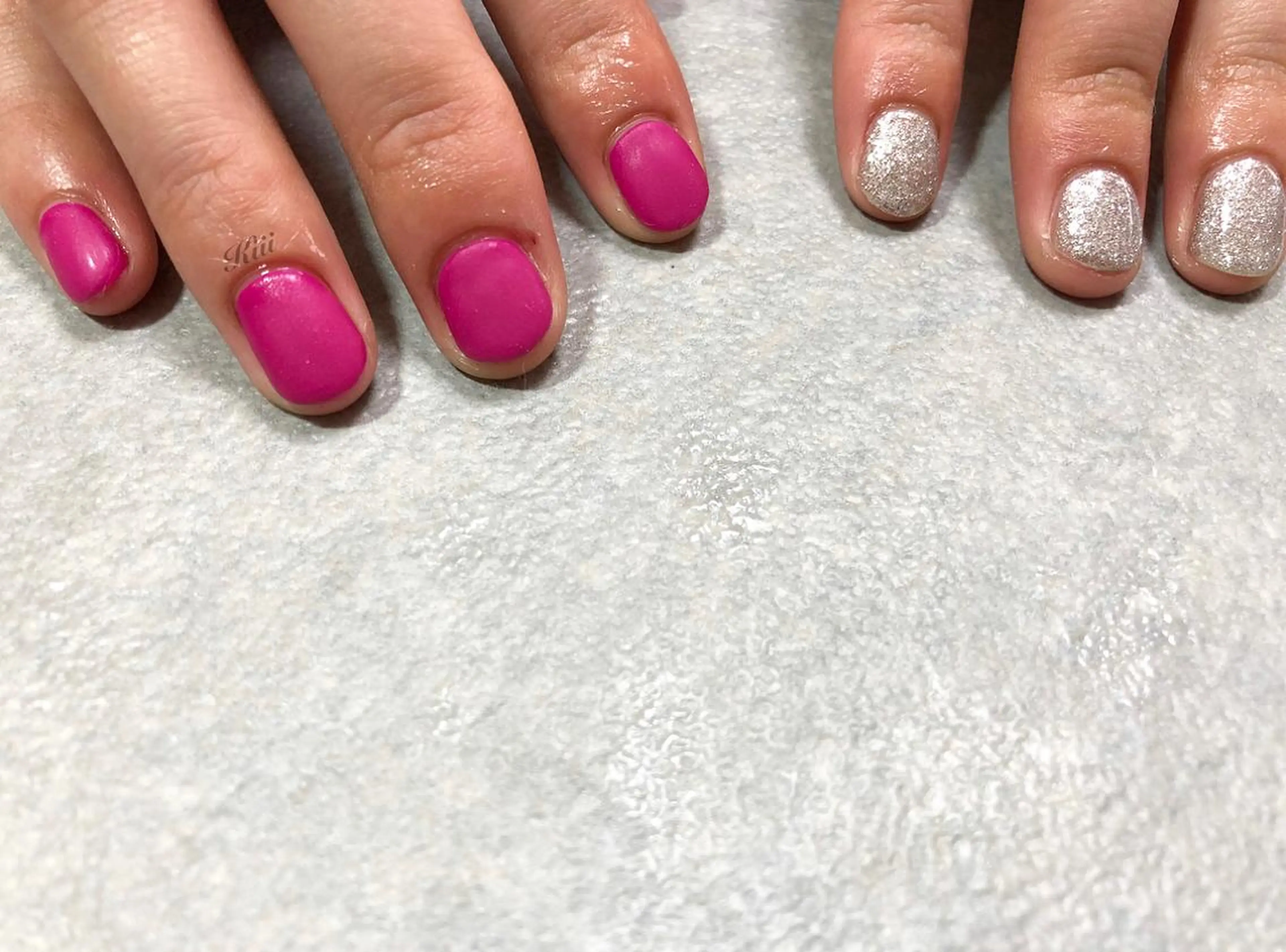 ネイル ハンドネイル フットネイル kiii.__ ✴︎*のネイルデザイン