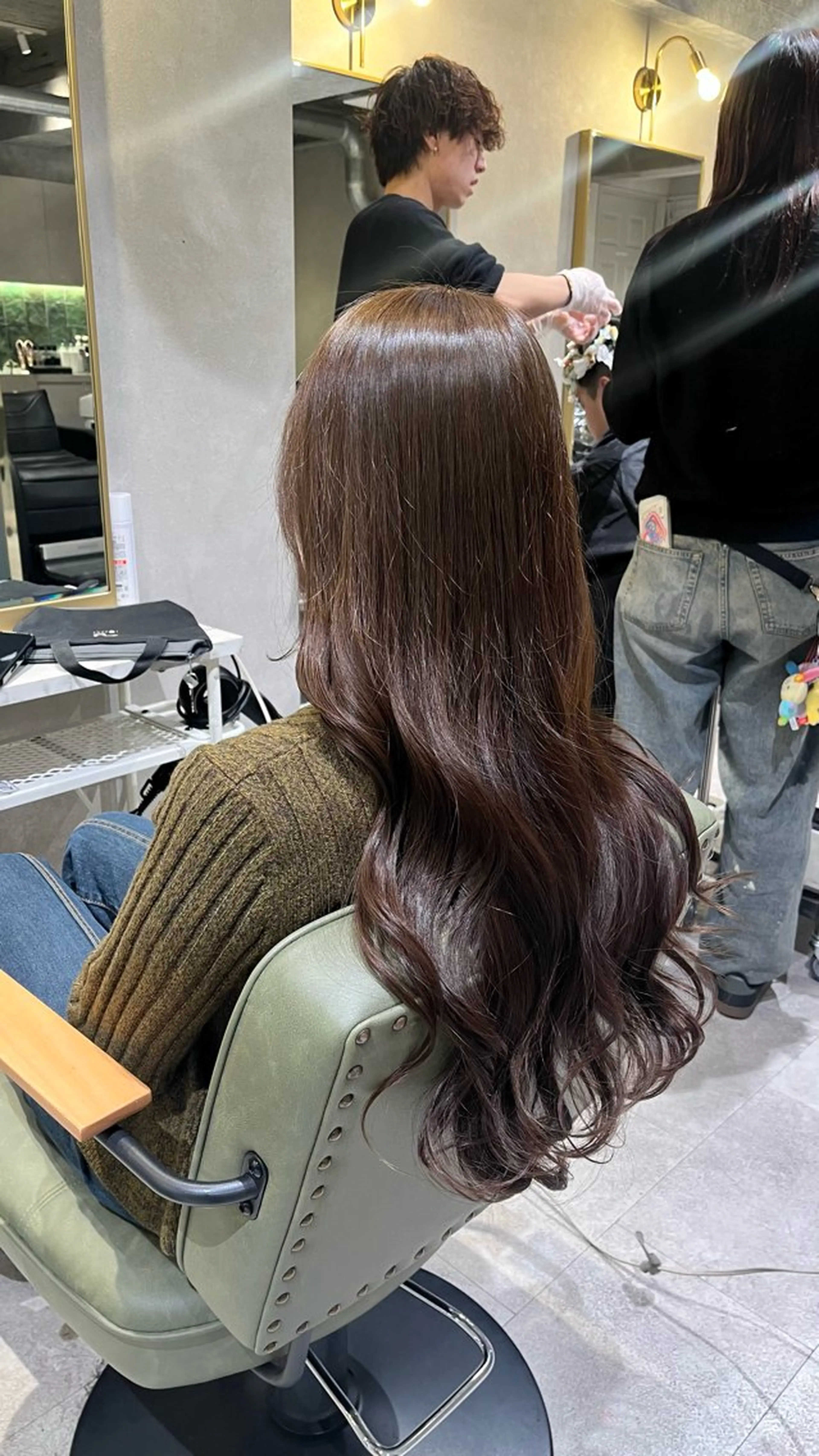 ロング カラー 新宿/ヘアカラー AiNAのヘアスタイル
