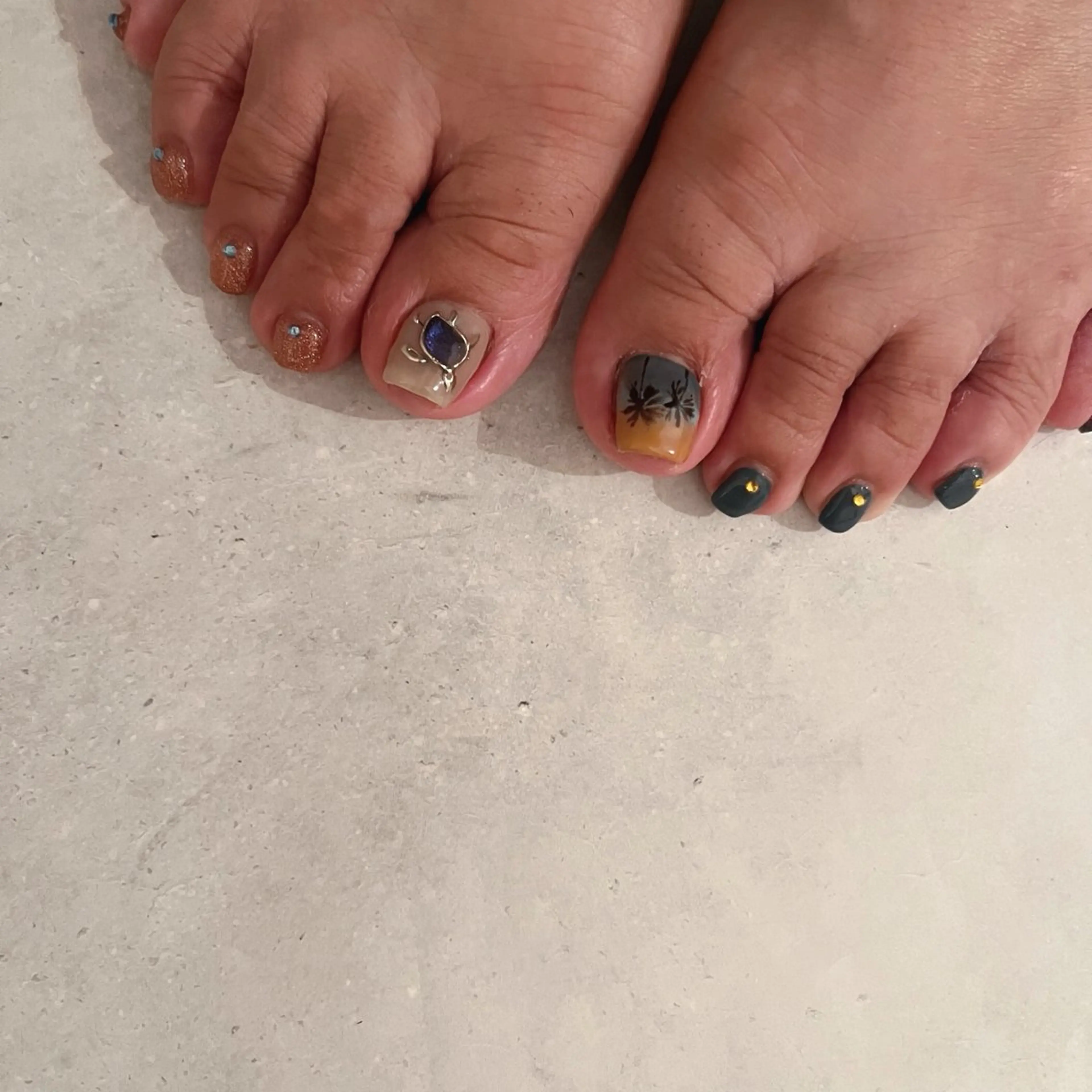 ネイル フットネイル K Aのネイルデザイン