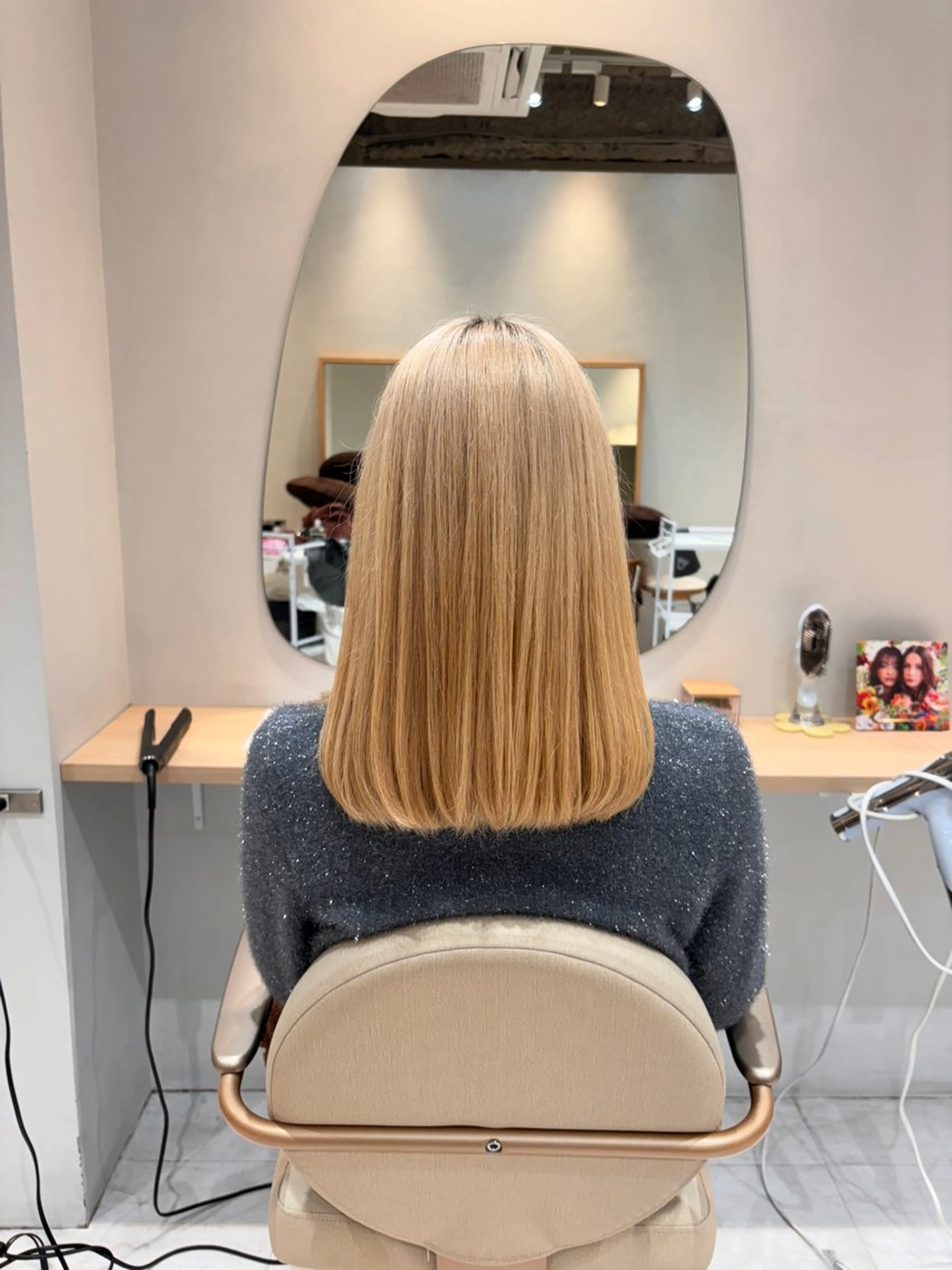 ミディアム 小林 琉花のヘアスタイル