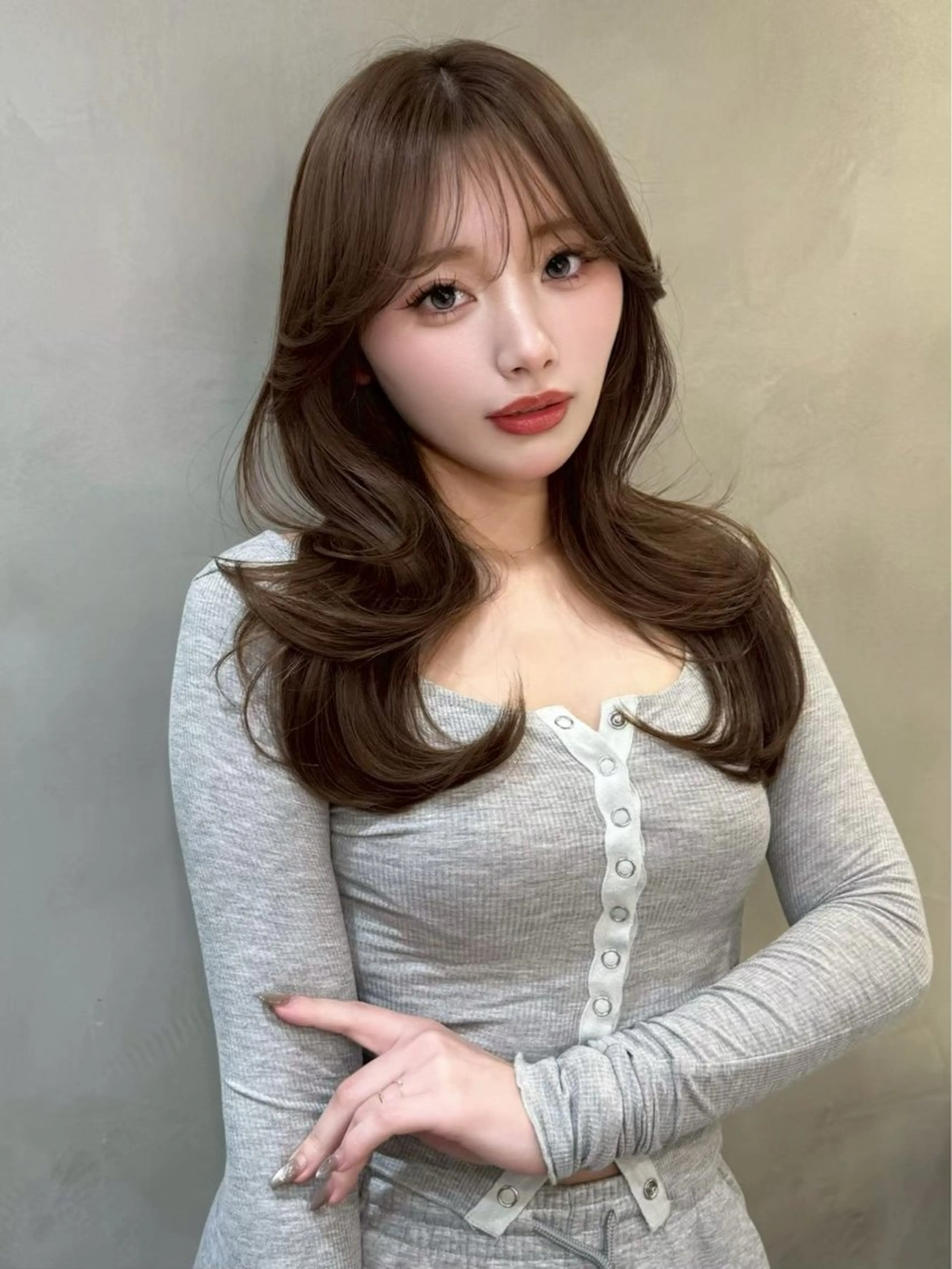 ロング カラー ヘアアレンジ ブリーチ 透明感カラー ダブルカラー ブリーチなしカラー カット ヘアカラー トリートメント 美髪矯正🫧/ 韓国ヘア/吉田光佑のヘアスタイル