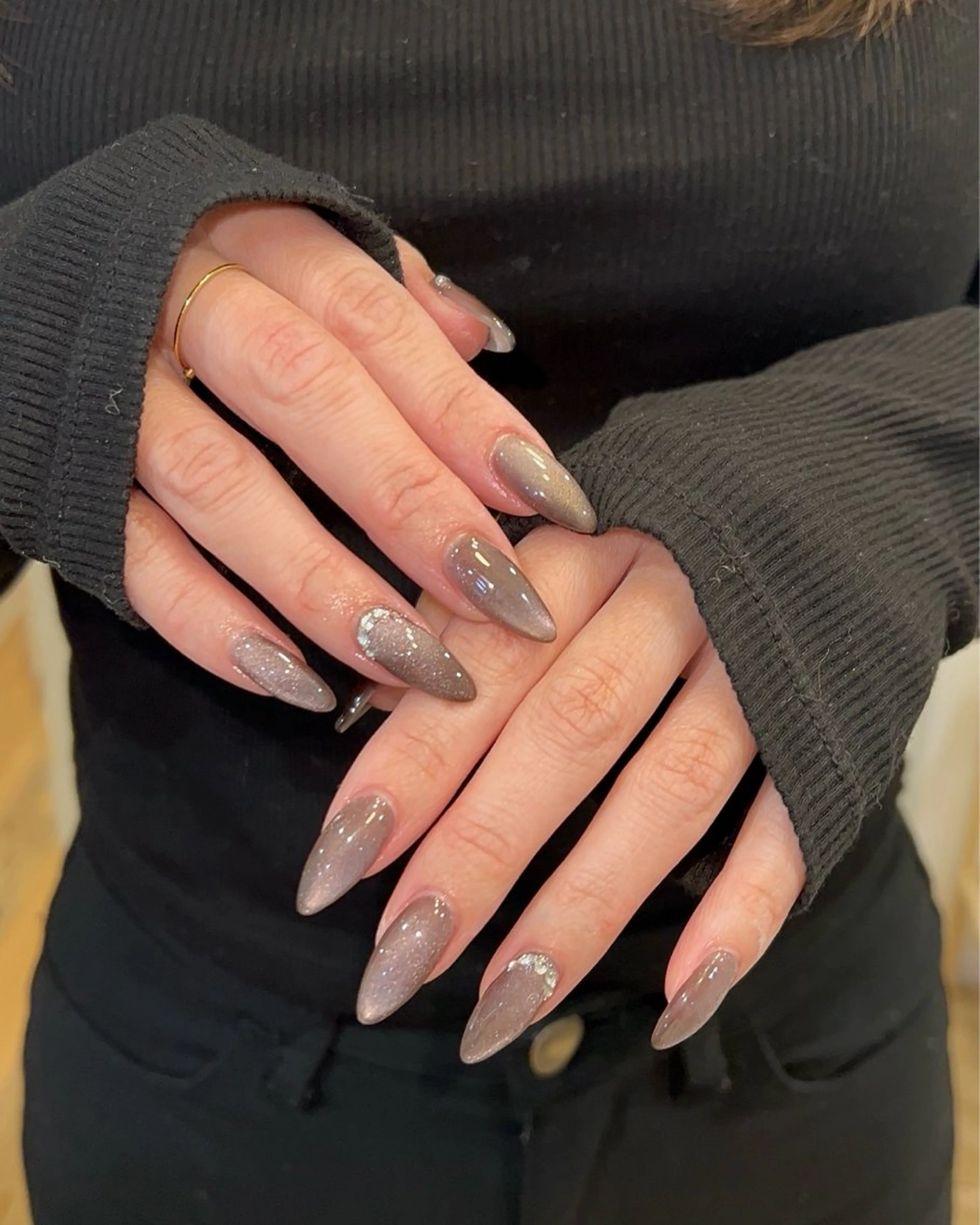 ネイル ハンドネイル フットネイル ハンドケア Nes.Nail所属・Miyagi Asamiのネイルデザイン