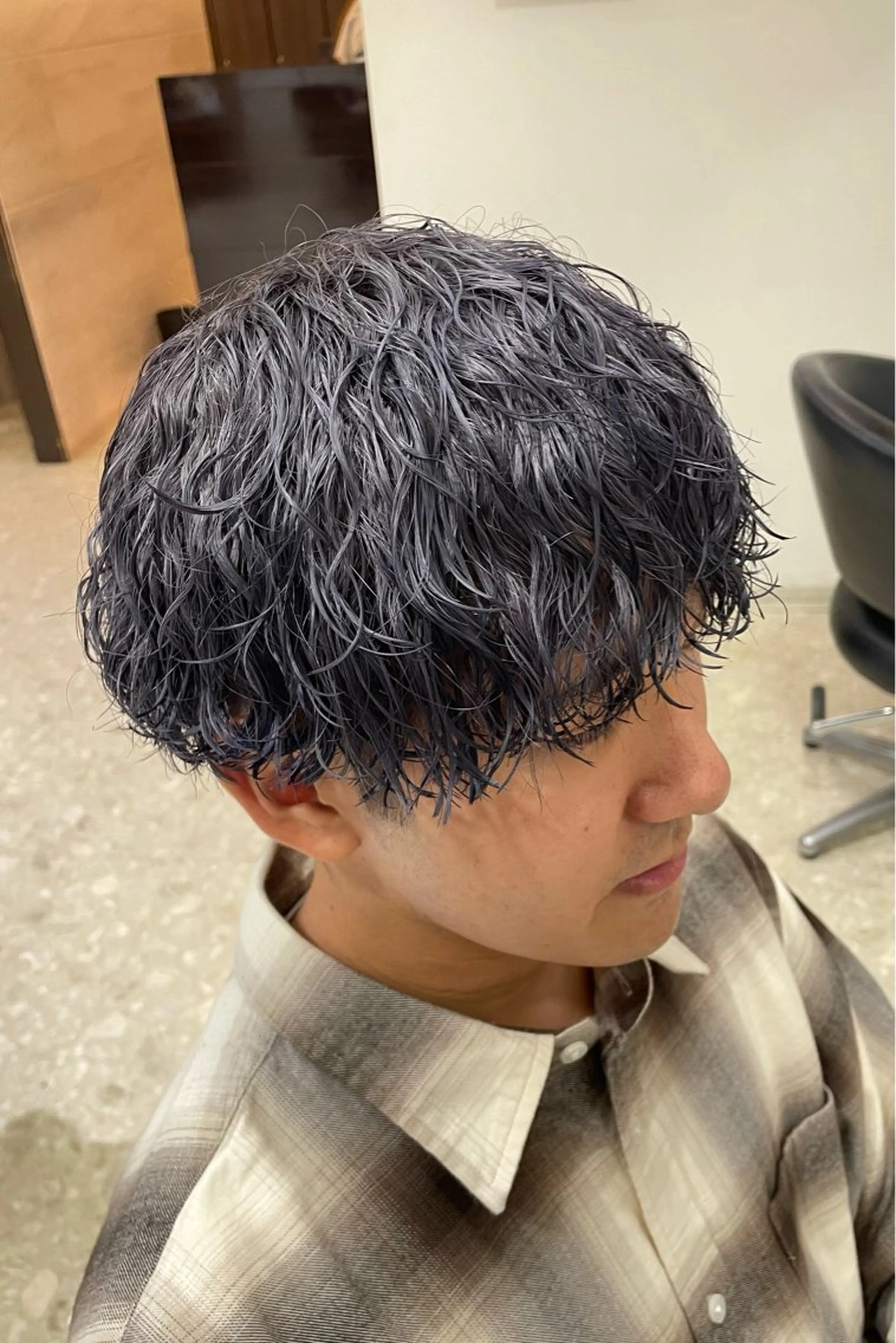 パーマ メンズ マッシュ メンズパーマ 波巻きパーマ 小島 海斗のヘアスタイル