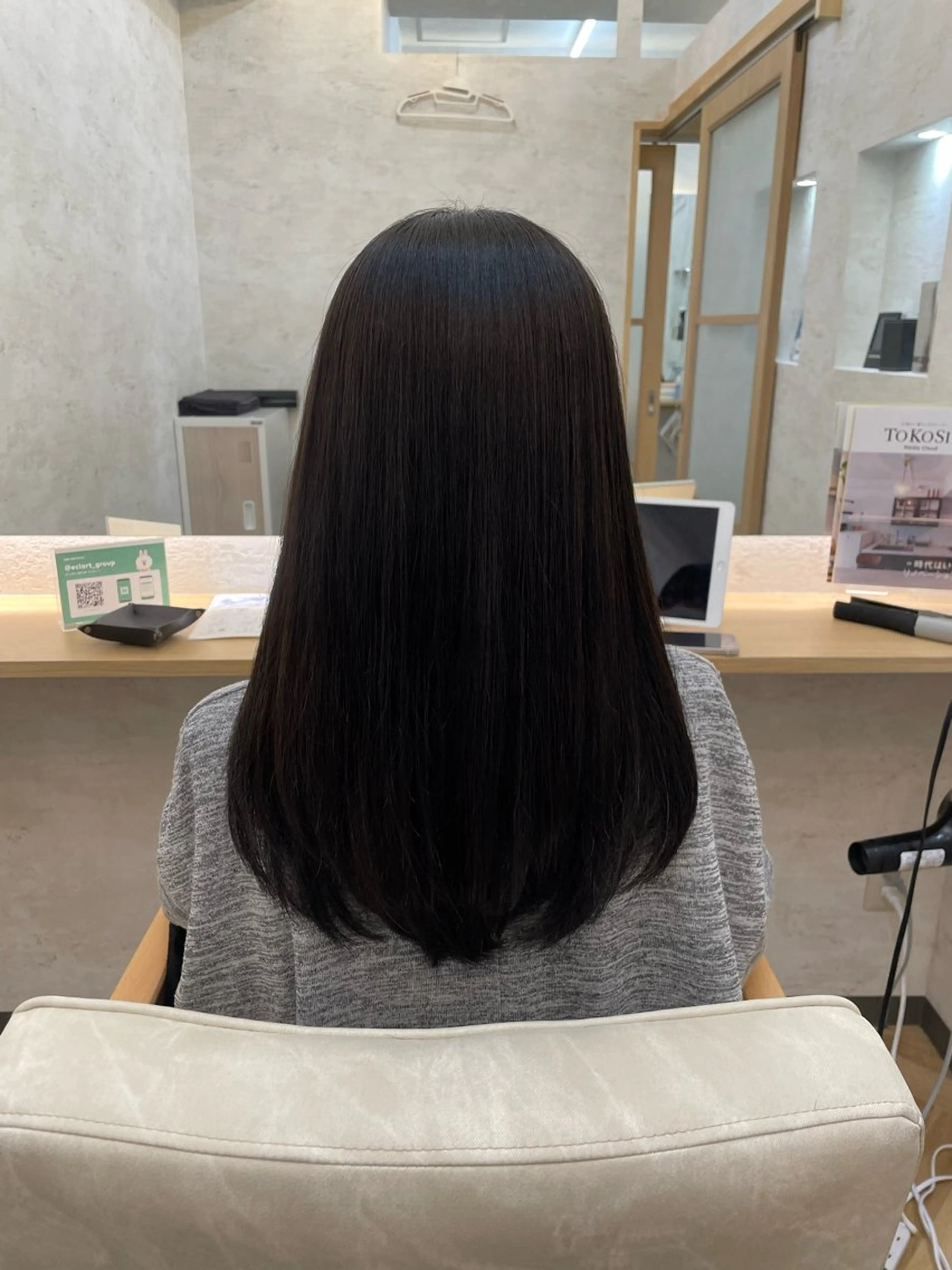 ロング パーマ 縮毛矯正 カット 縮毛矯正 トリートメント 高橋 芽衣のヘアスタイル