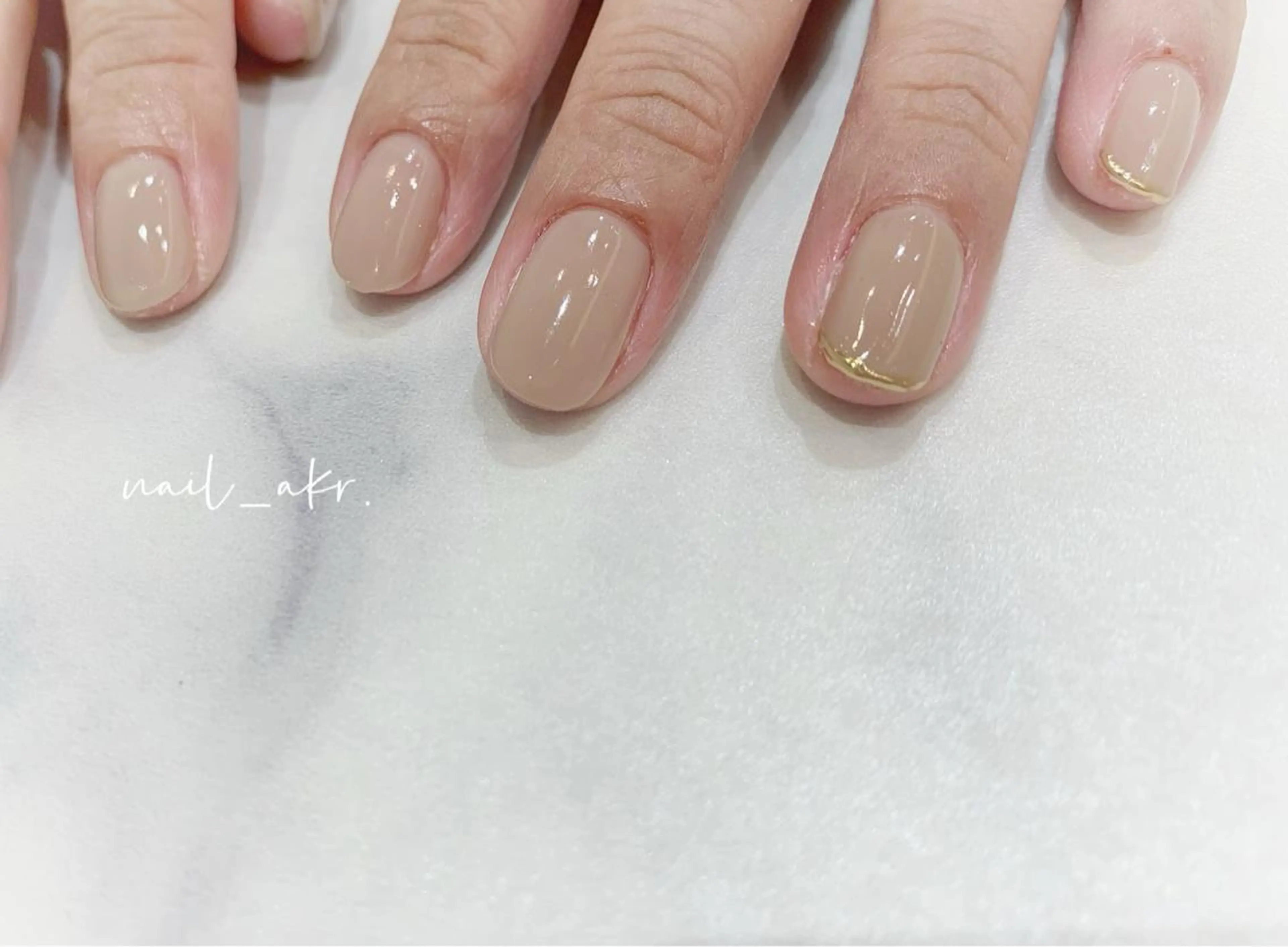 ネイル フレンチネイル ゴールド ミラーネイル nailAVANCE akariのネイルデザイン