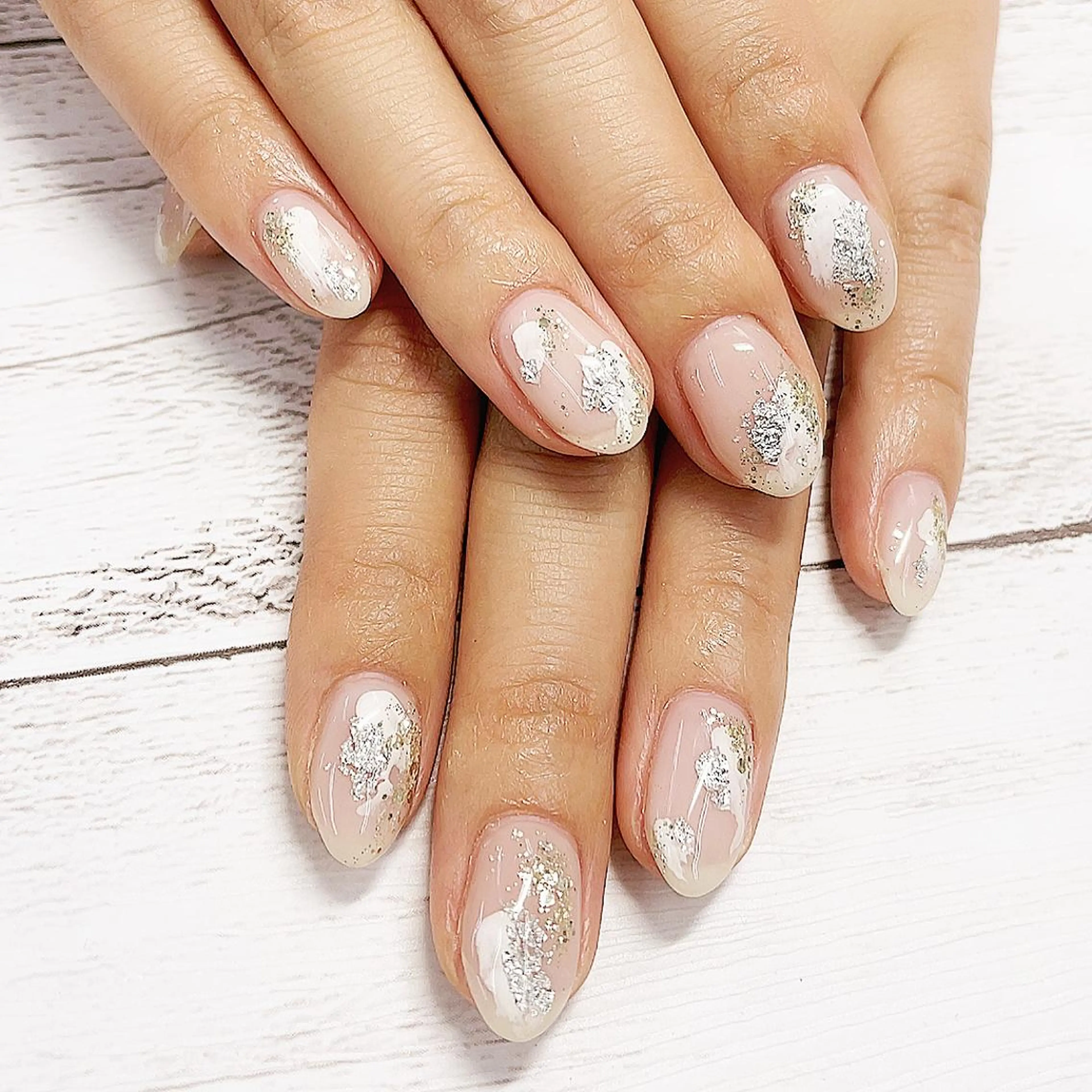 ネイル ミディアム リラネイル Aikenのネイルデザイン