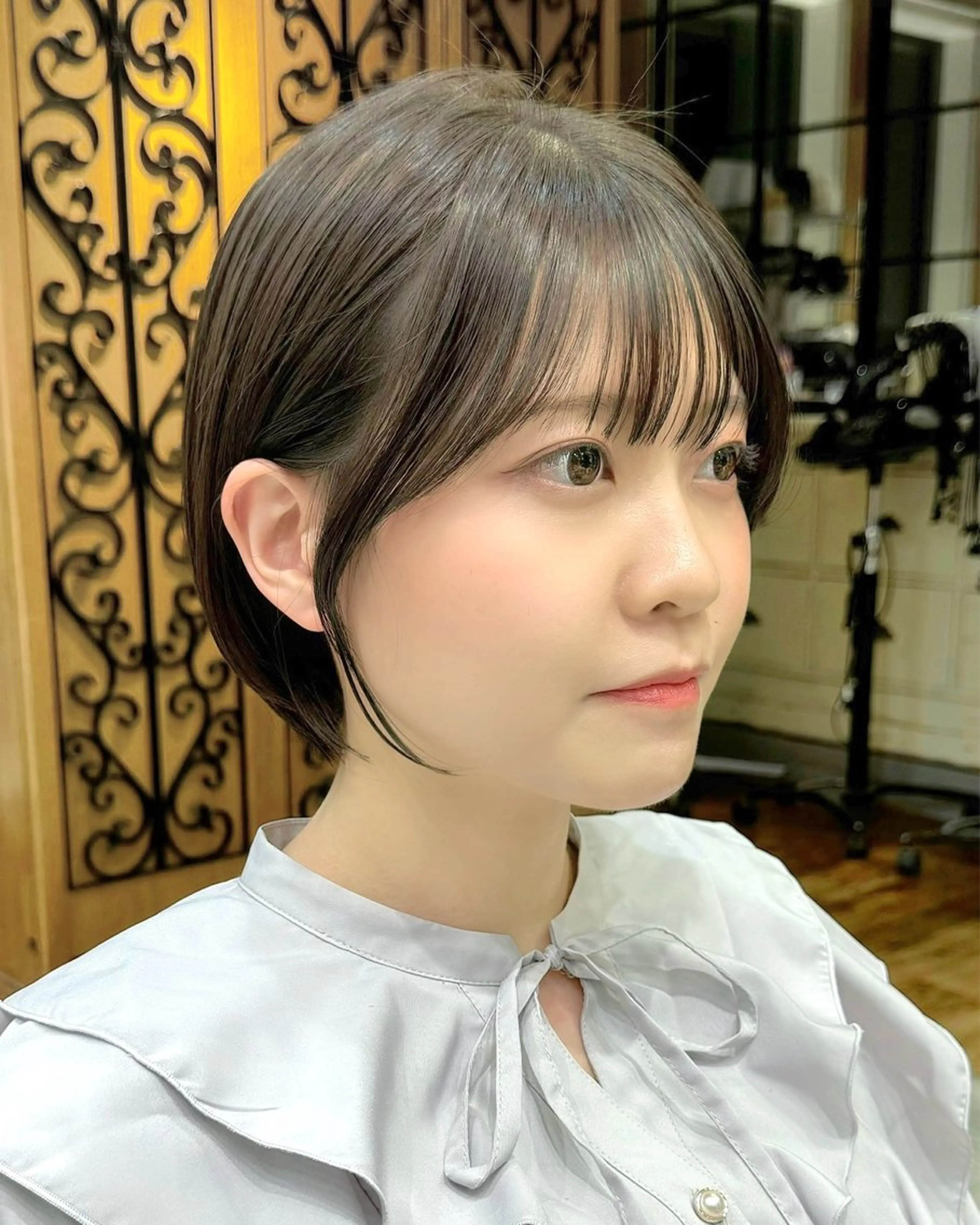 ショート カラー ヘアカラー トリートメント 💍新宿ショート 💍岩田莉奈のヘアスタイル