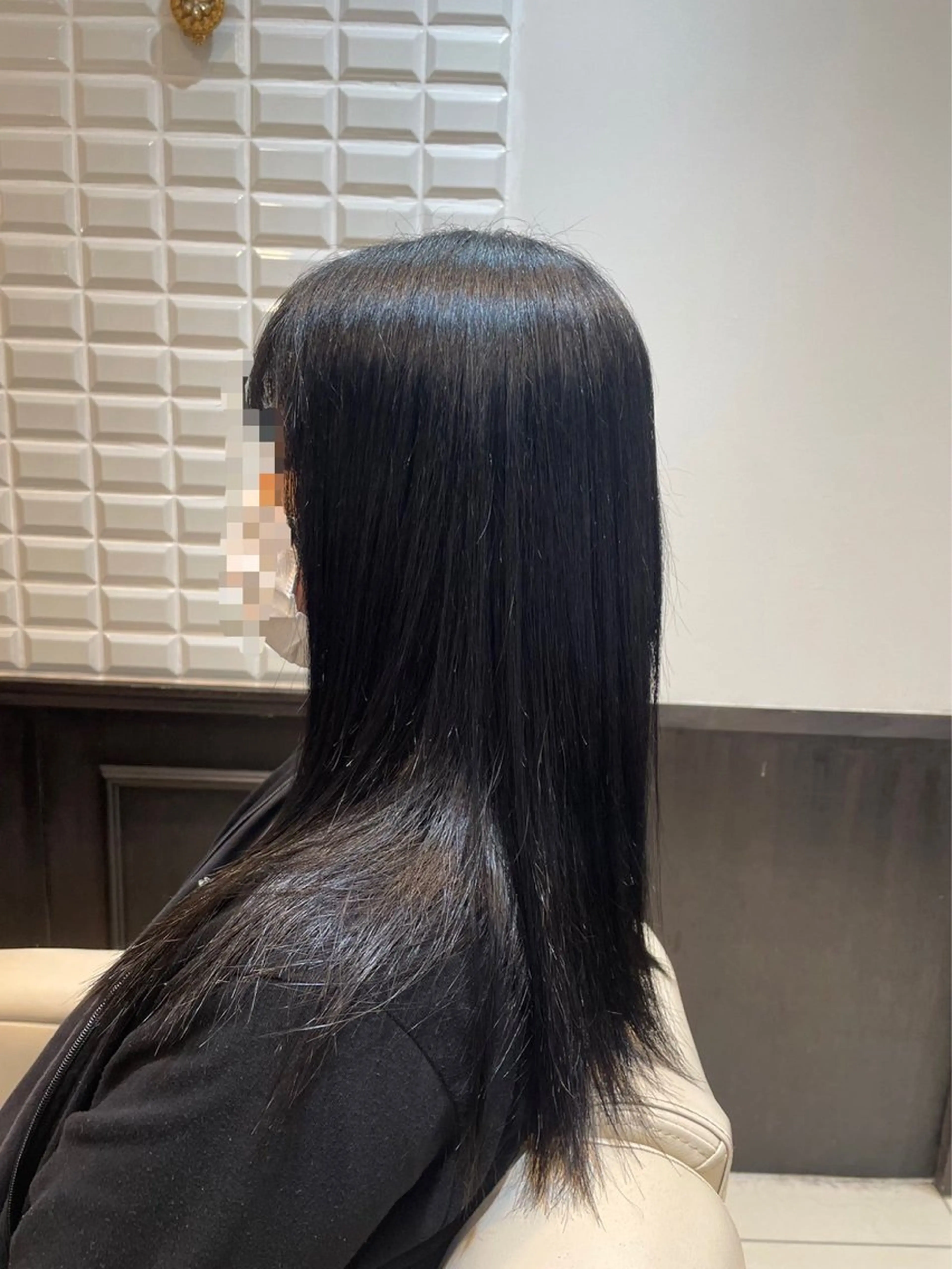 セミロング カラー 波巻き、ツイスト パーマモデル募集中のヘアスタイル