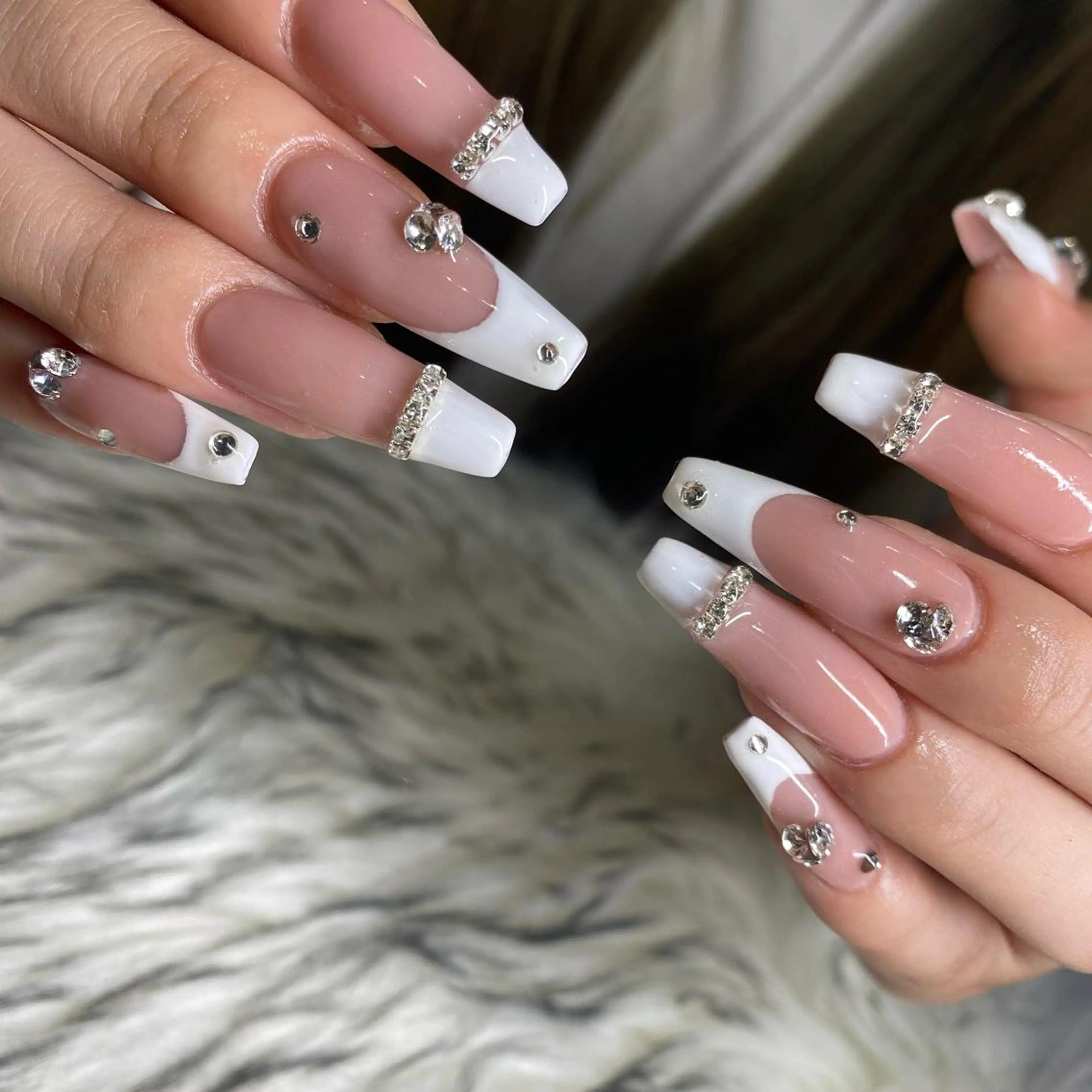 ネイル ハンドネイル la vie  Luire所属・la vie Luire ｱｽｶのネイルデザイン