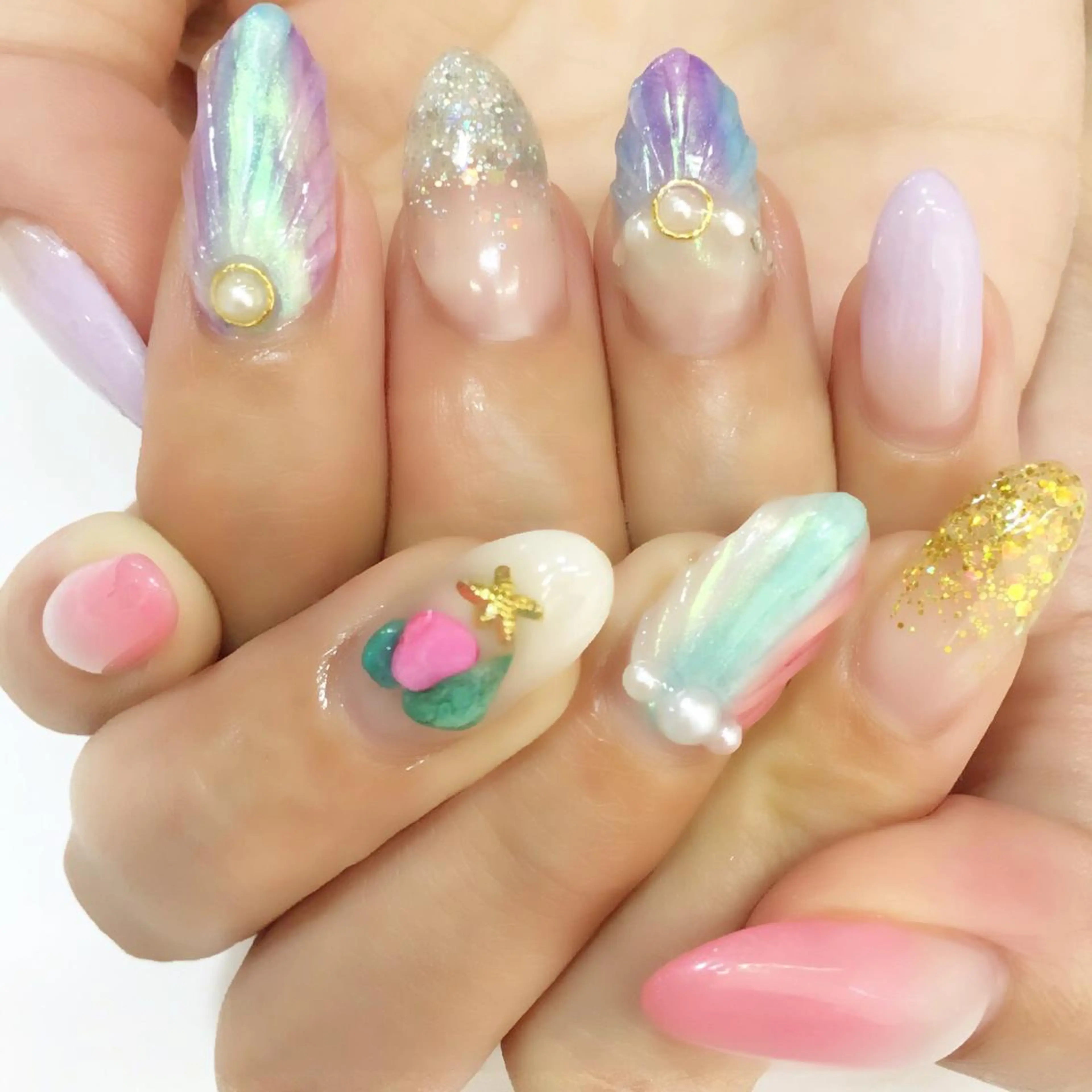 セミロング カラー パーマ ヘアアレンジ メンズ キッズ ネイル マツエク・マツパ NAILSGOGO shibuyaのネイルデザイン