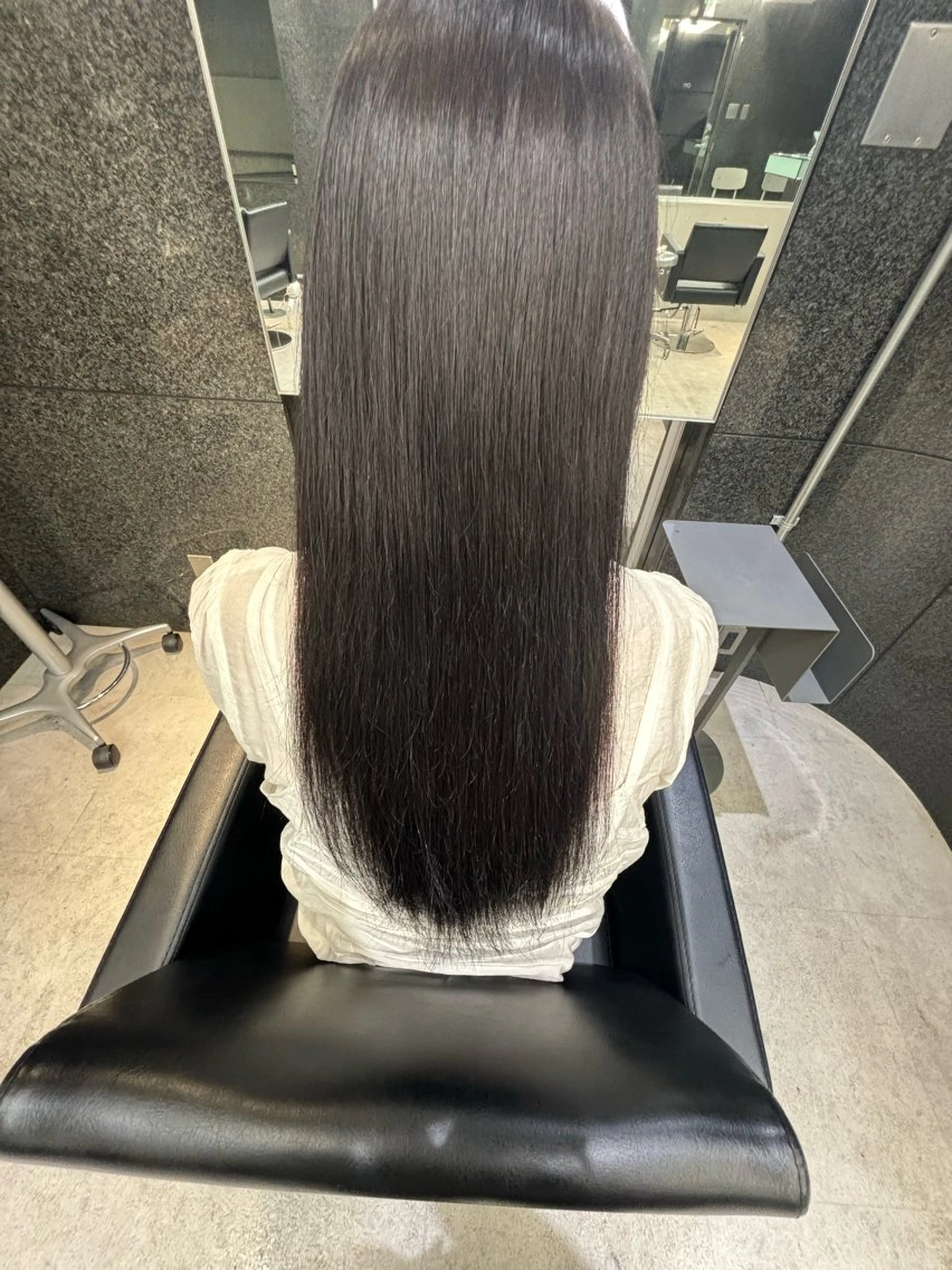 ロング カラー CITY.所属・平塚 功太郎のヘアスタイル