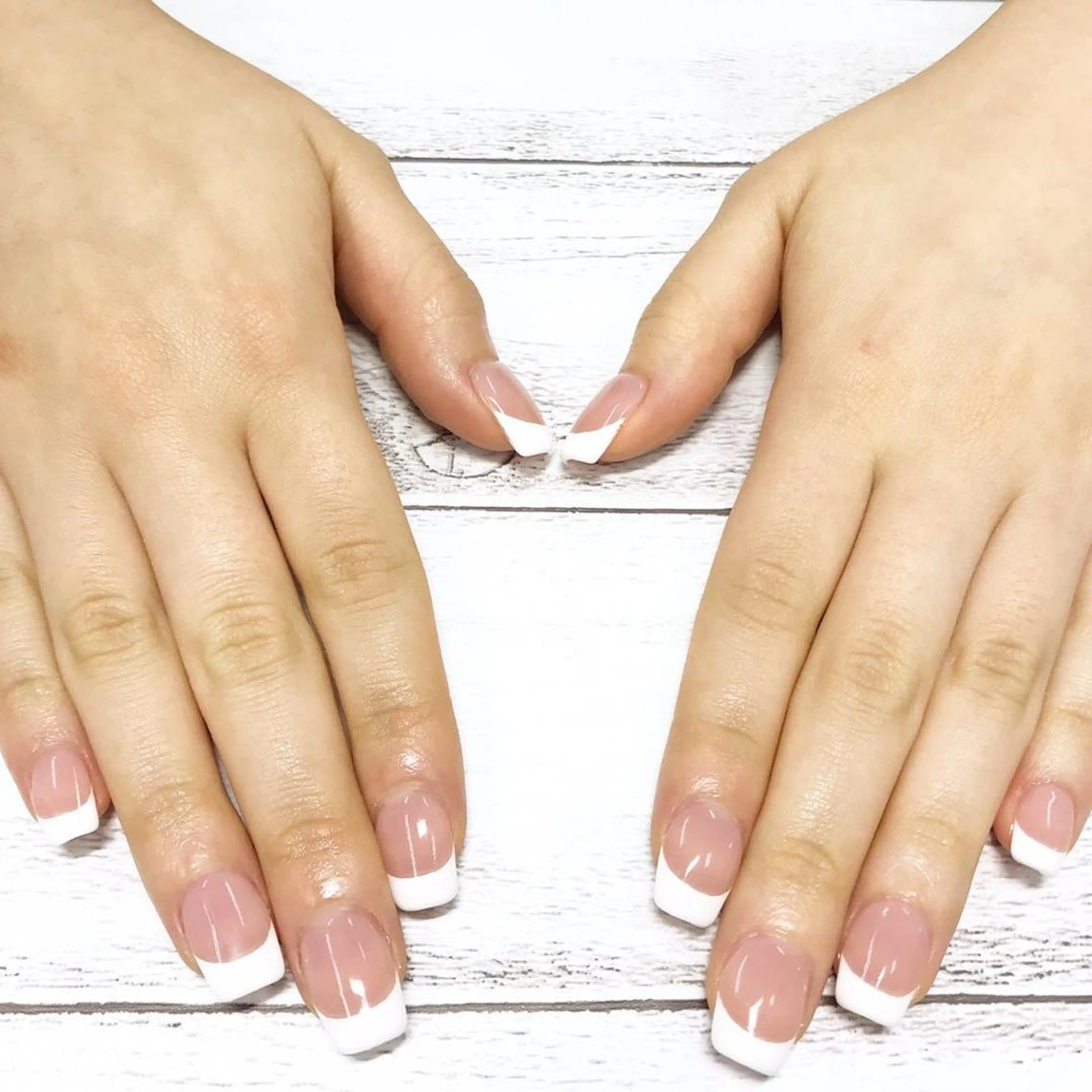 ネイル ハンドネイル リラネイル Aikenのネイルデザイン