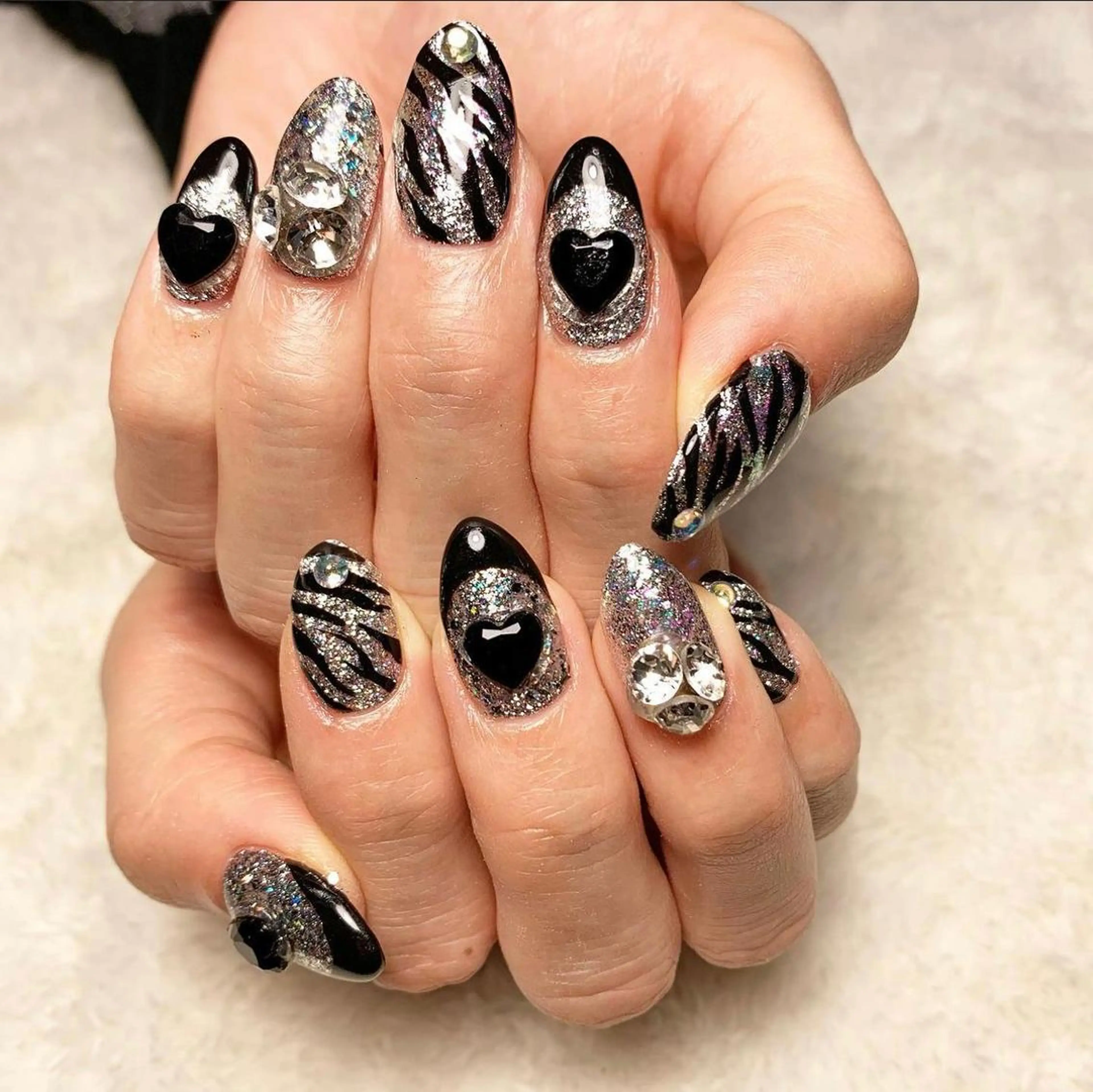 ネイル ハンドネイル 中村 翠のネイルデザイン