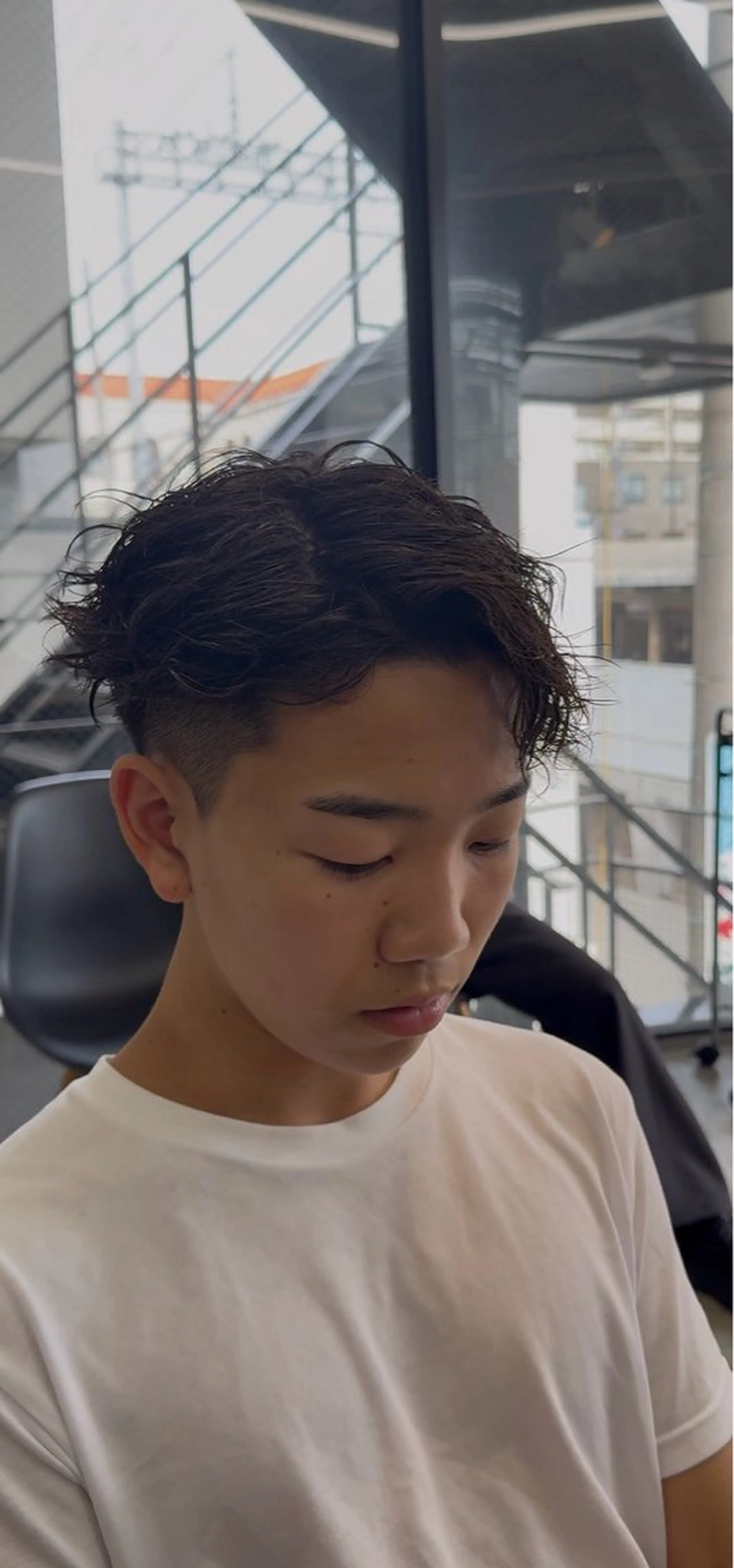 パーマ メンズ 吉井 勇人のヘアスタイル