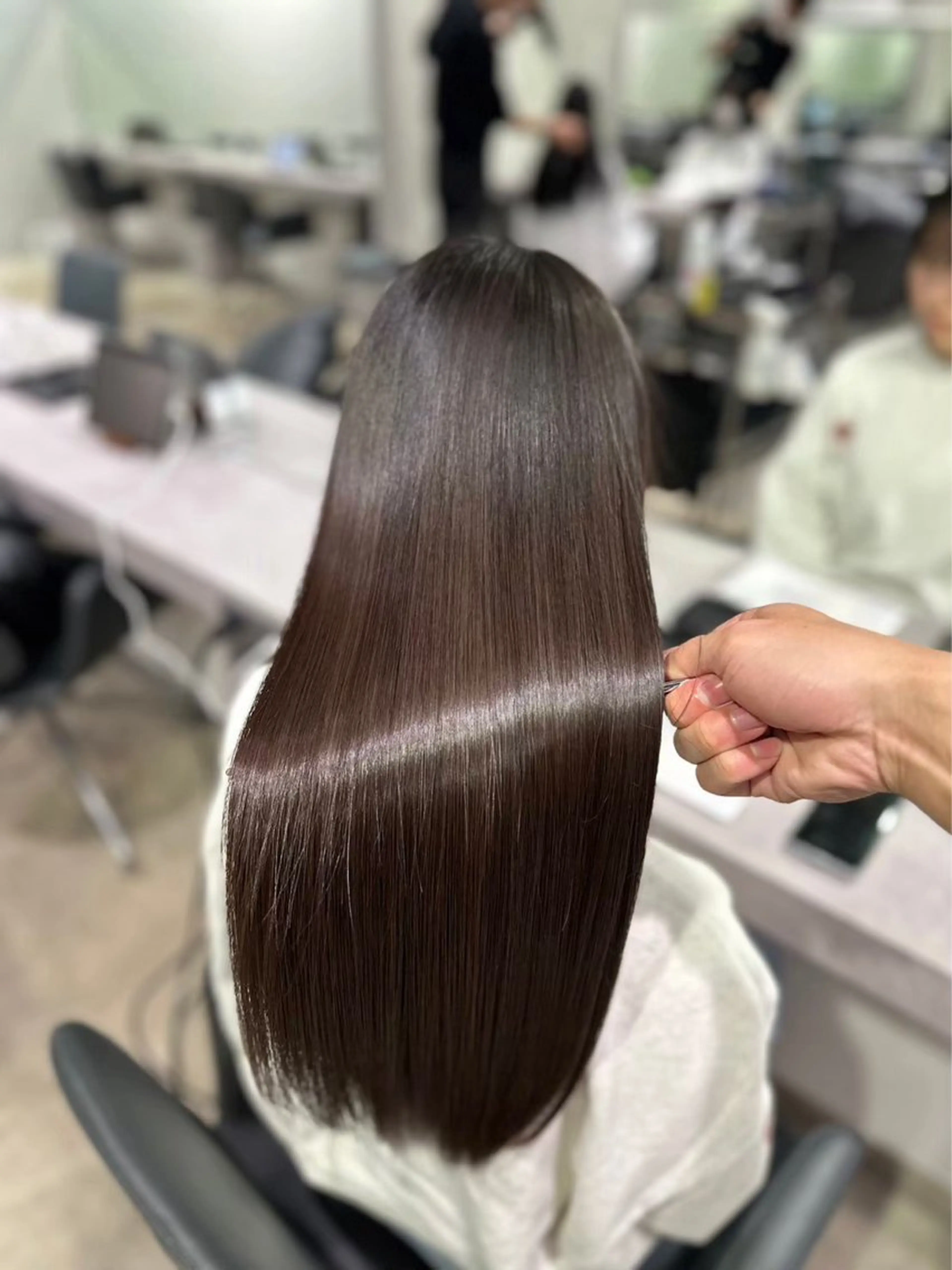 ロング 【ヤバ髪から美髪へ】 縮毛矯正特化アチワのヘアスタイル