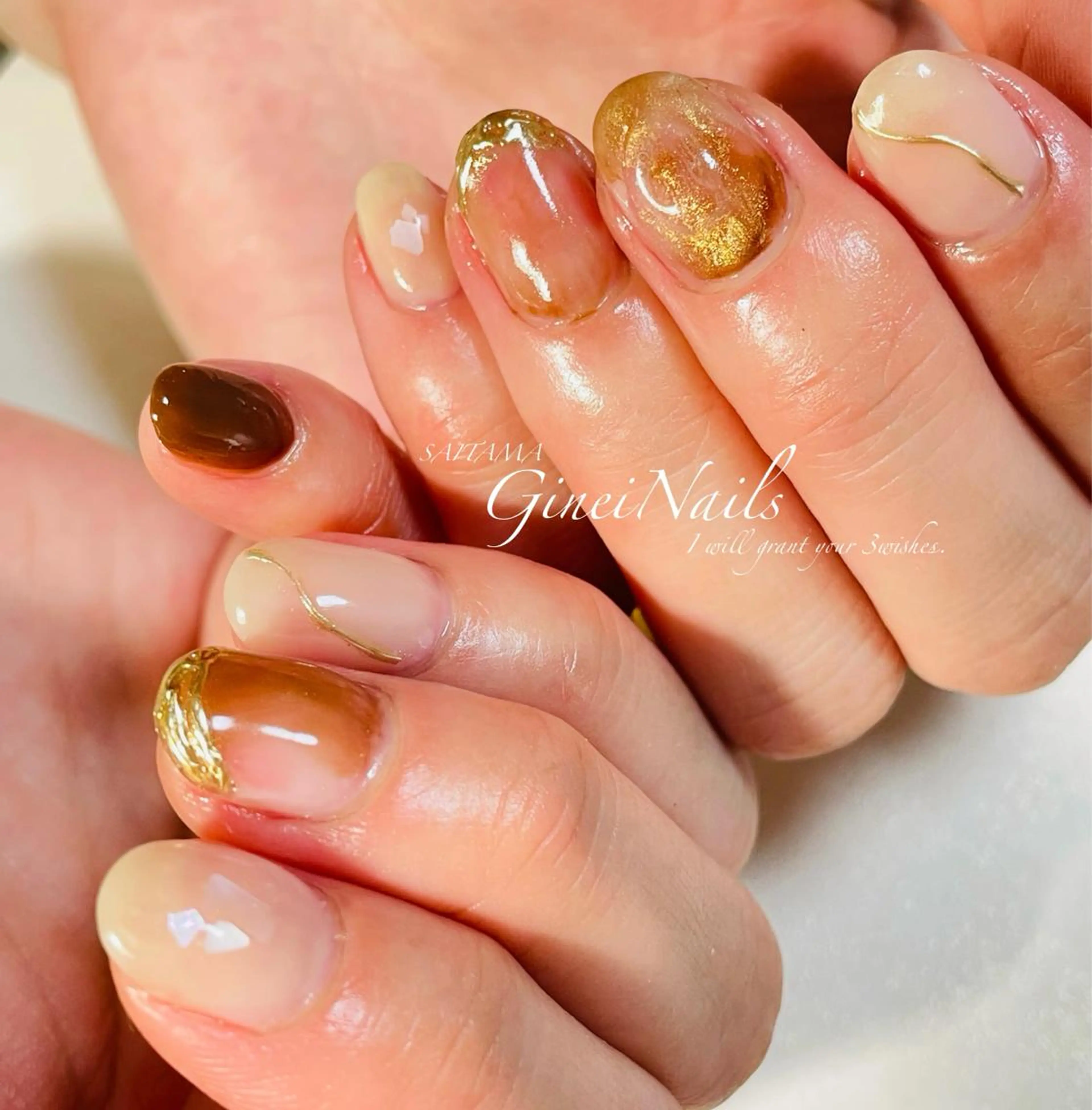 ネイル ニュアンスネイル Genie Nailsのネイルデザイン