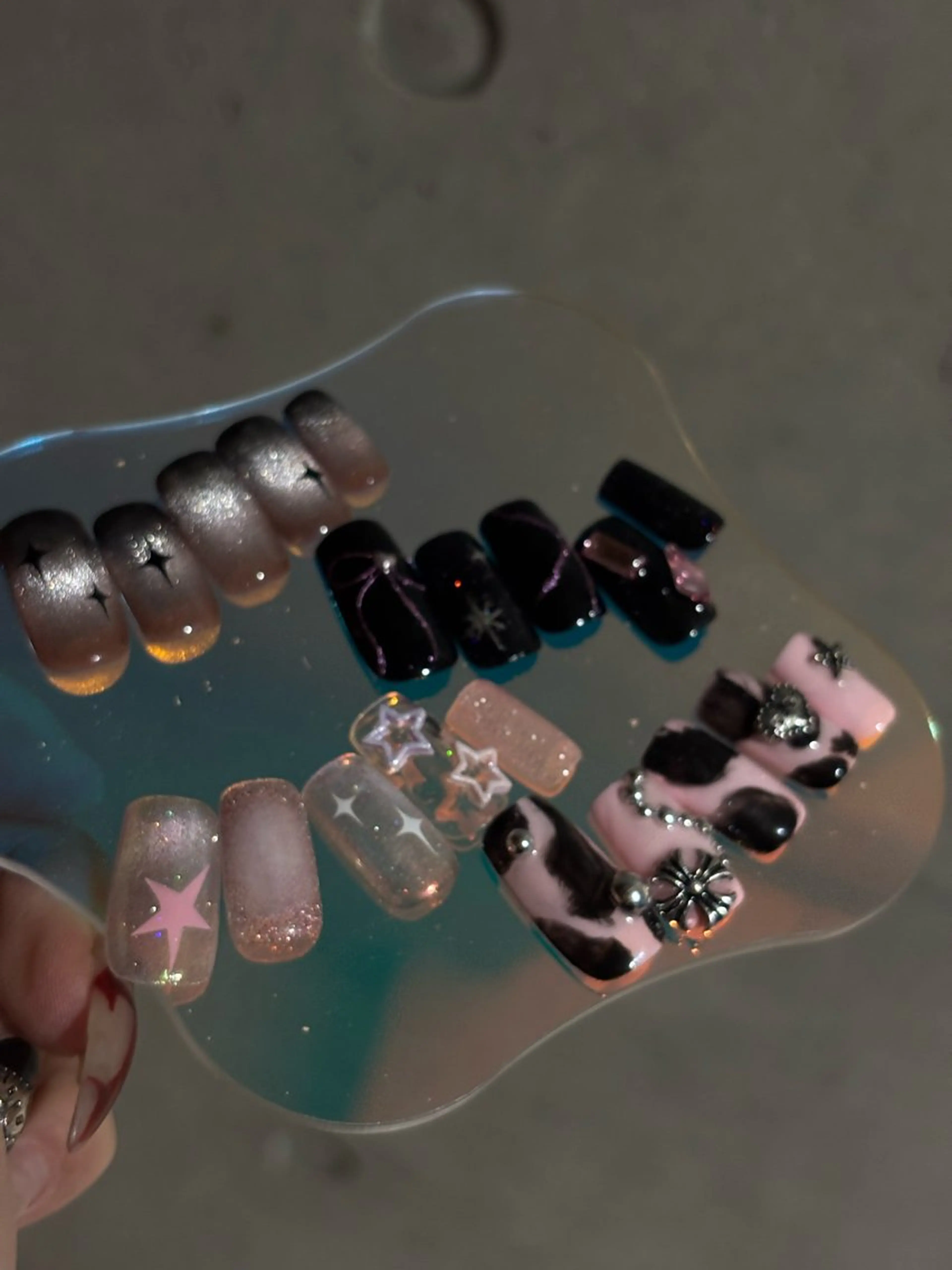 ネイル 氷ネイル・うるうるネイル 韓国ネイル ニュアンスネイル オフィスネイル 春ネイル ハンドネイル ネイルサロンマーノ所属・mano Hanaのネイルデザイン