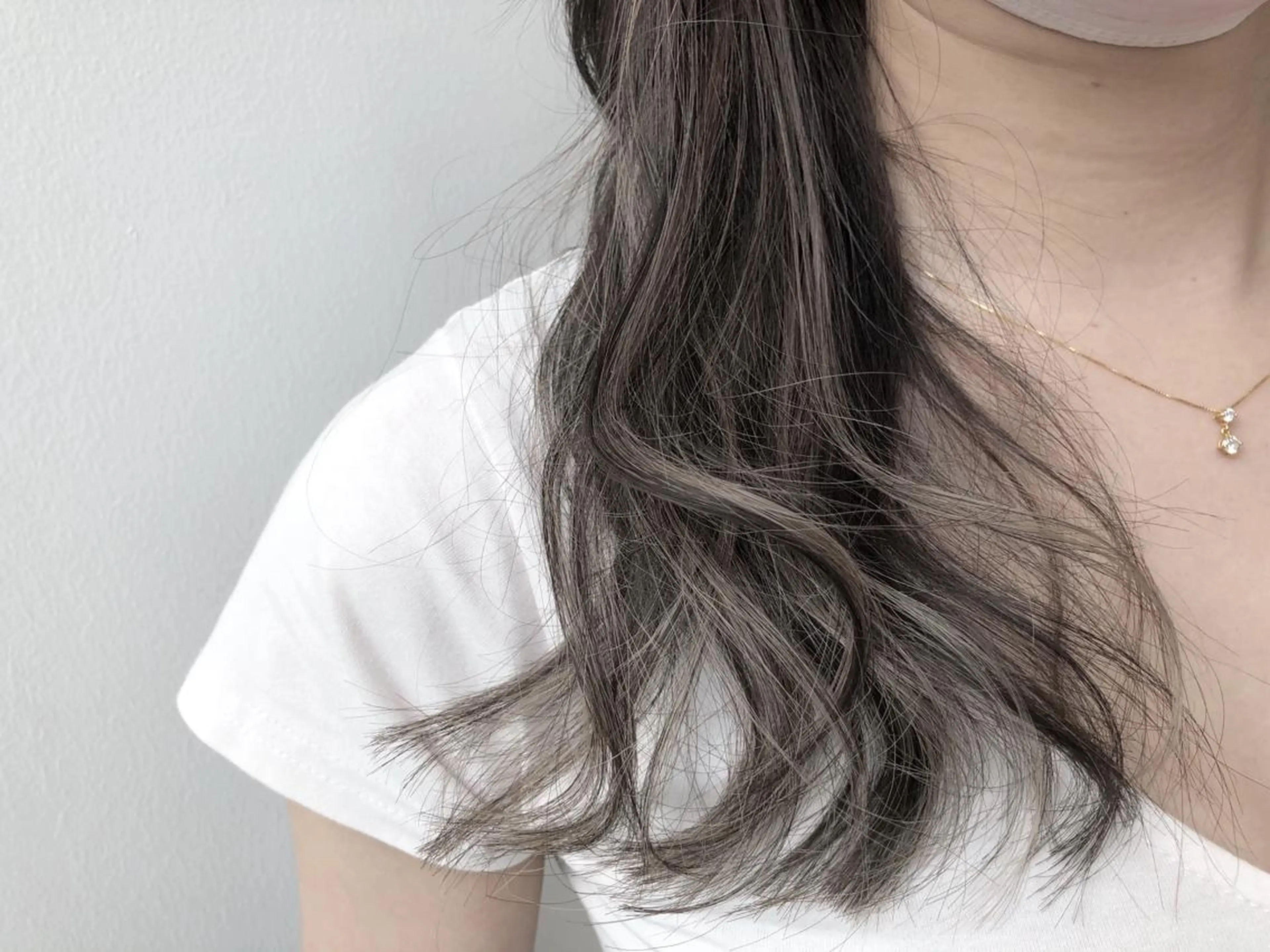 ミディアム カラー ハイライトカラー ハイライト Hair mission【ヘアーミッション】心斎橋所属・エクステ／レイヤー 落合/心斎橋のヘアスタイル